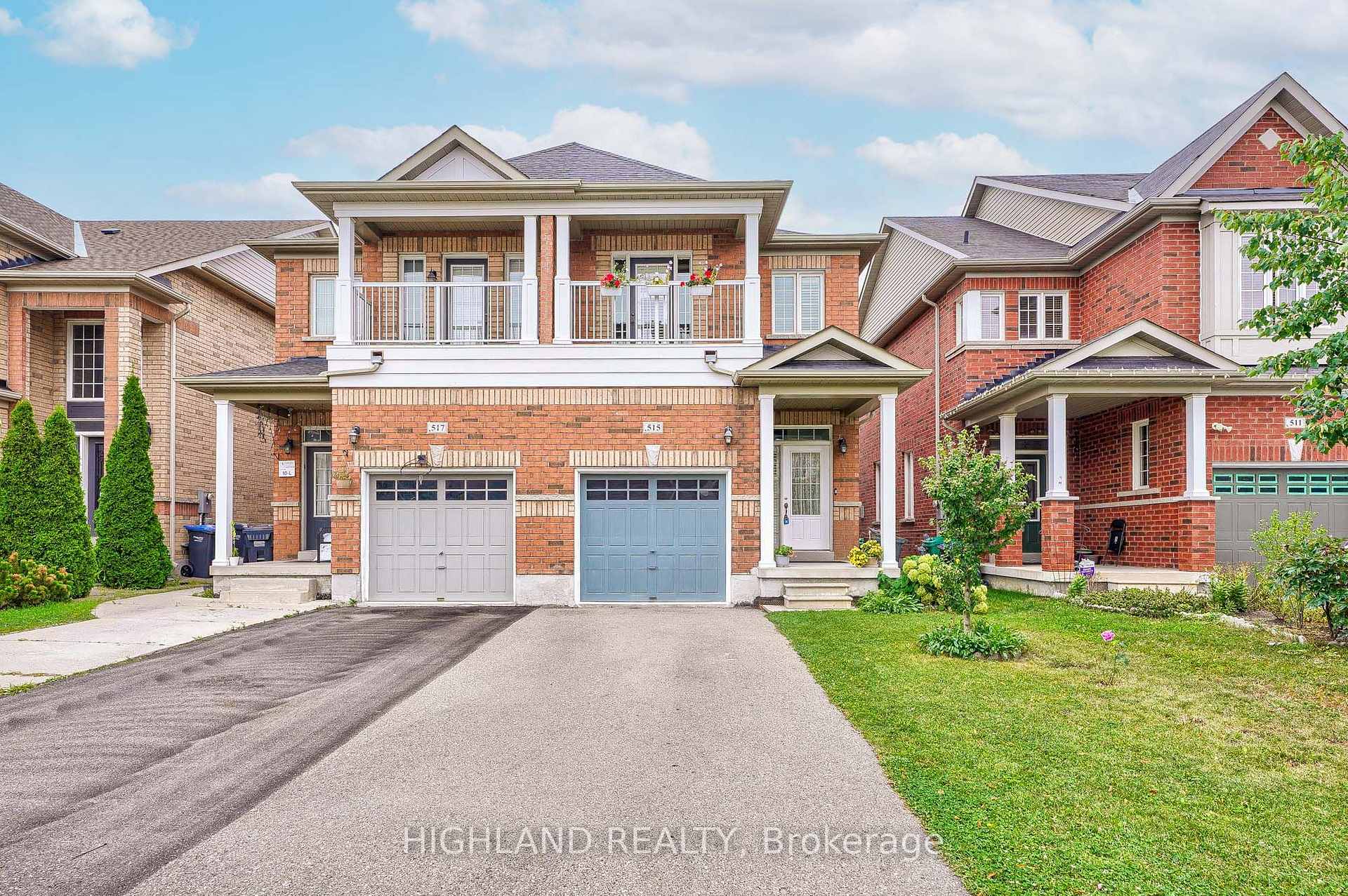 Photo 1 of 515 Coach Drive, Mississauga, Hurontario — HOMEH