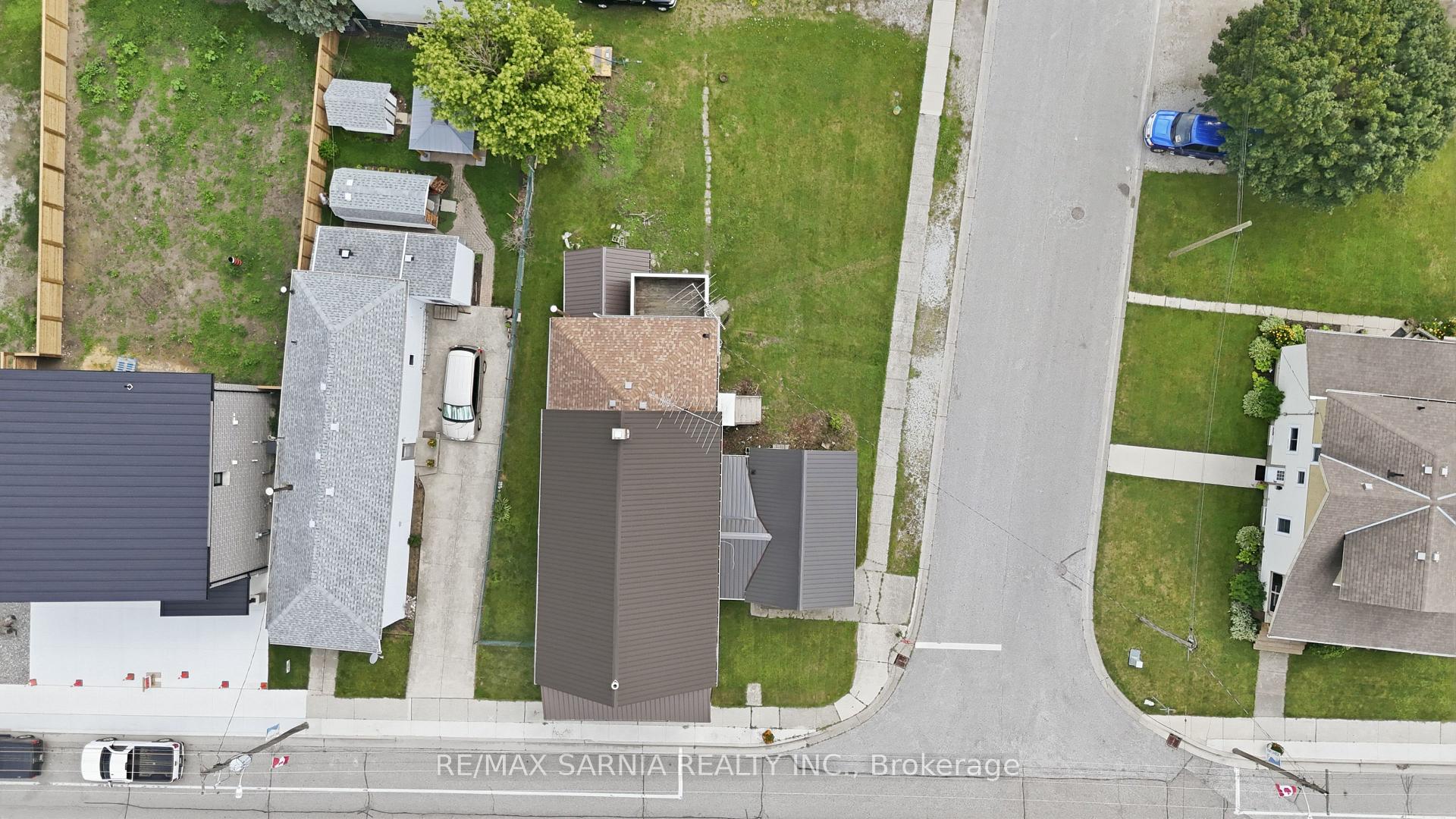Photo 44 of 4364 St. Clair Parkway, St. Clair — HOMEH