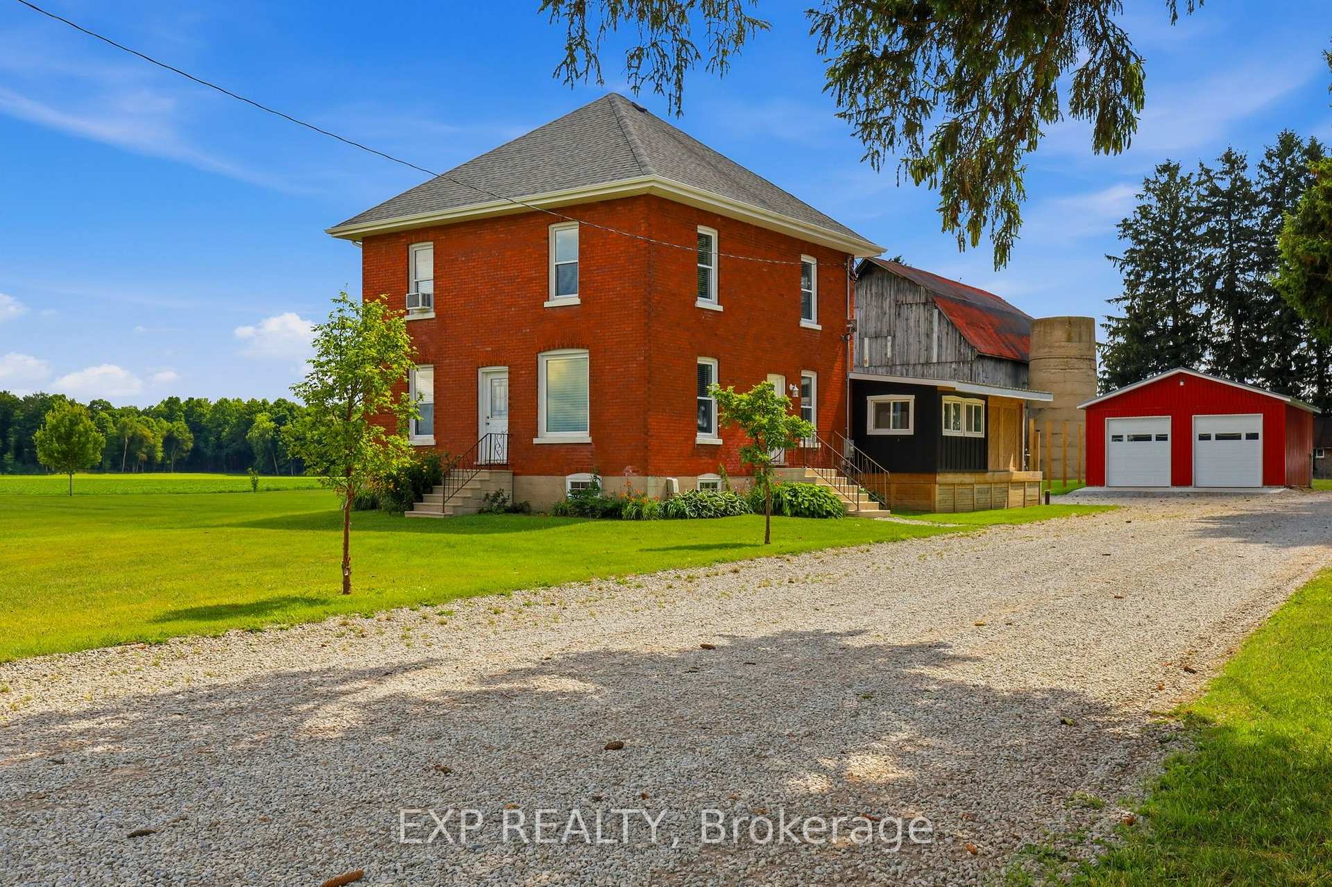 Photo 5 of 22979 Pratt Siding Road, Southwest Middlesex, Glencoe — HOMEH