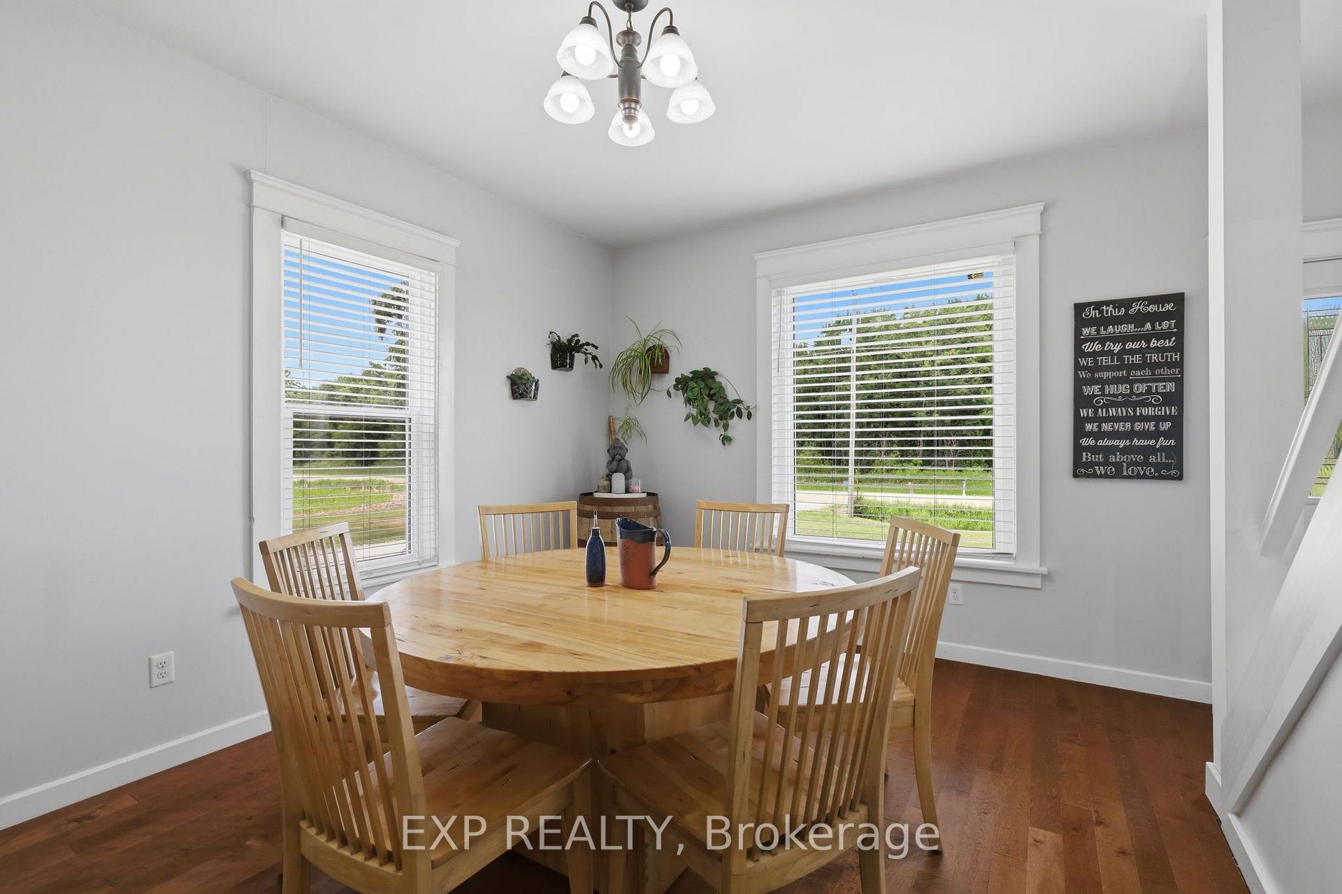 Photo 8 of 22979 Pratt Siding Road, Southwest Middlesex, Glencoe — HOMEH