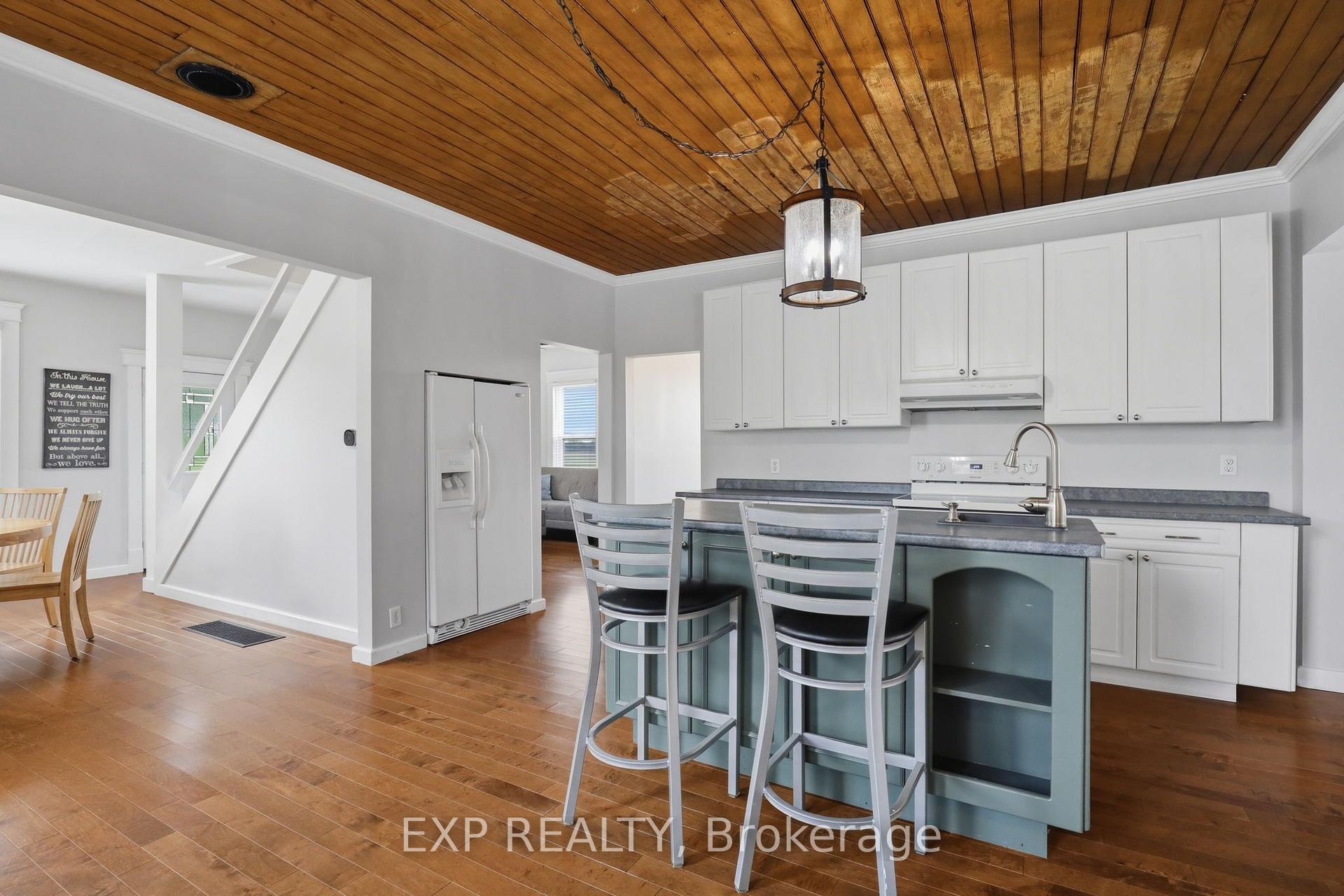 Photo 13 of 22979 Pratt Siding Road, Southwest Middlesex, Glencoe — HOMEH