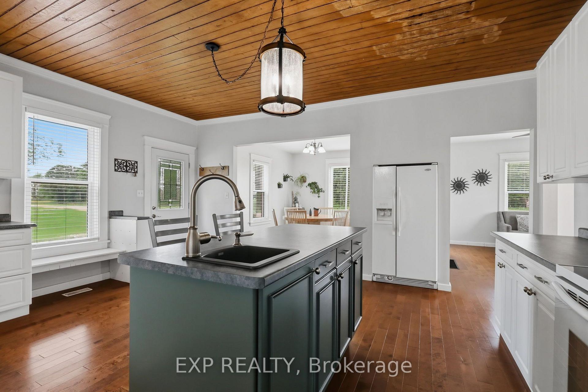 Photo 14 of 22979 Pratt Siding Road, Southwest Middlesex, Glencoe — HOMEH