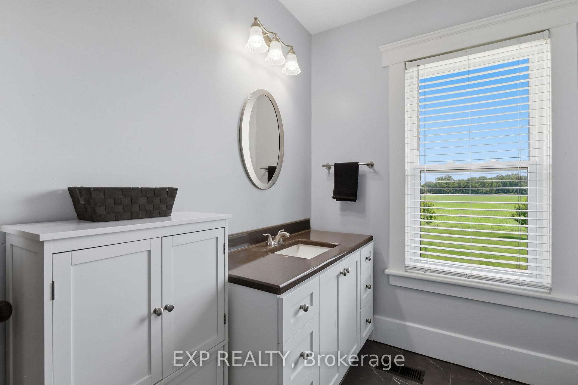 Photo 30 of 22979 Pratt Siding Road, Southwest Middlesex, Glencoe — HOMEH