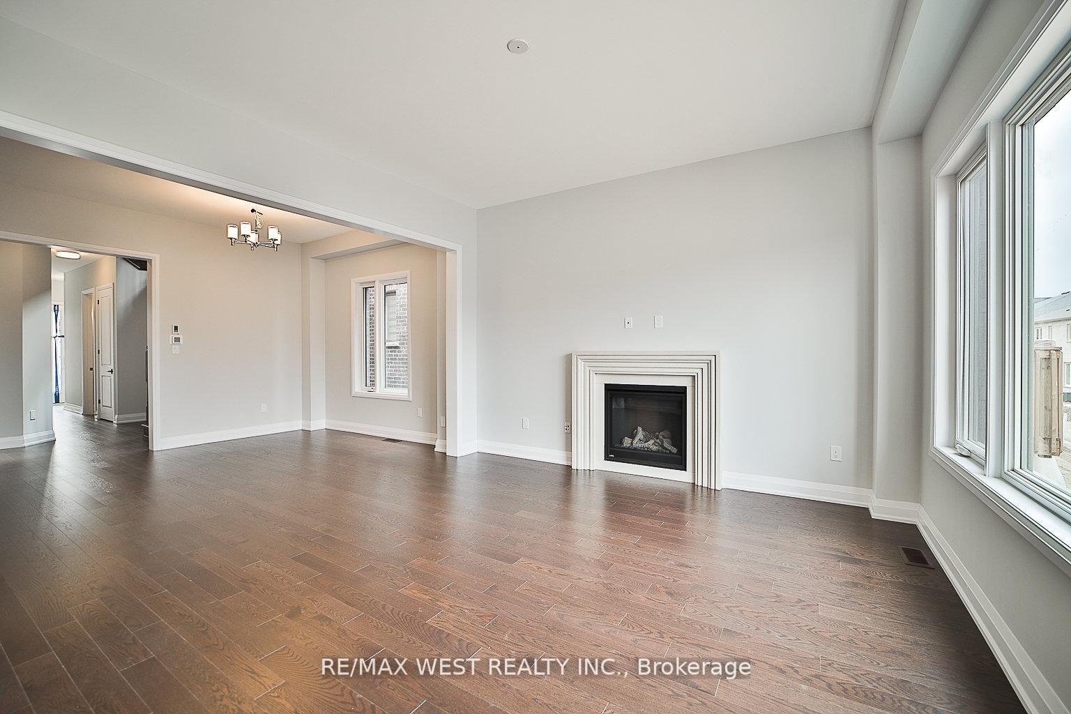 Photo 6 of 14 Periwinkle Road E, Springwater, Minesing — HOMEH