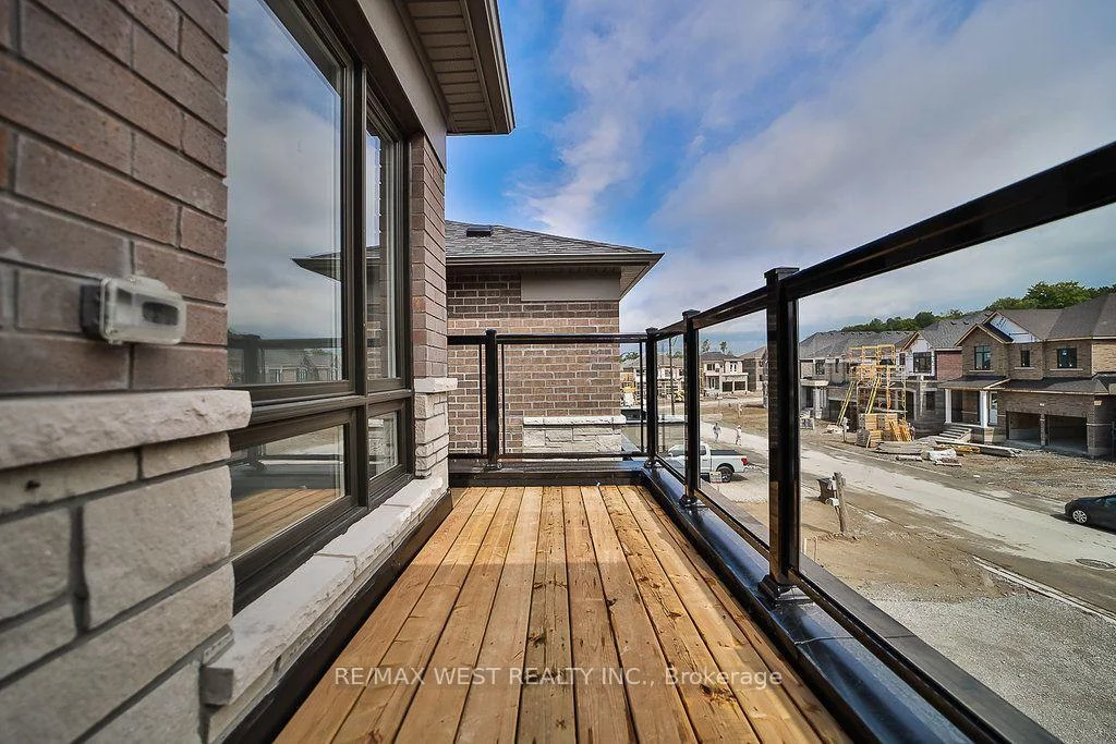 Photo 29 of 14 Periwinkle Road E, Springwater, Minesing — HOMEH