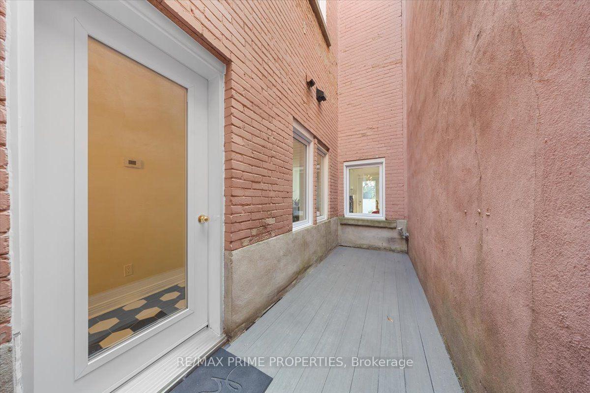 Photo 7 of 236 Bruyere Street, Ottawa, Lower Town/Byward Market — HOMEH