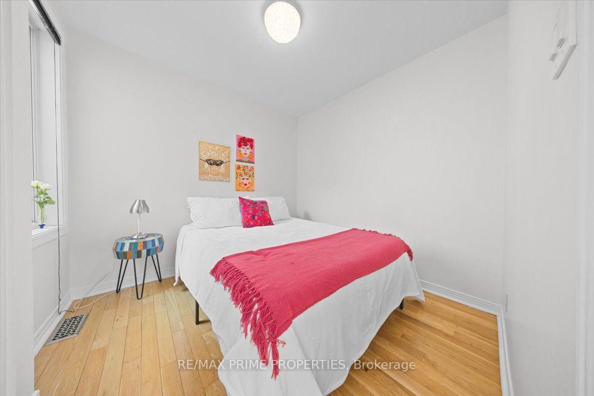 Photo 23 of 236 Bruyere Street, Ottawa, Lower Town/Byward Market — HOMEH