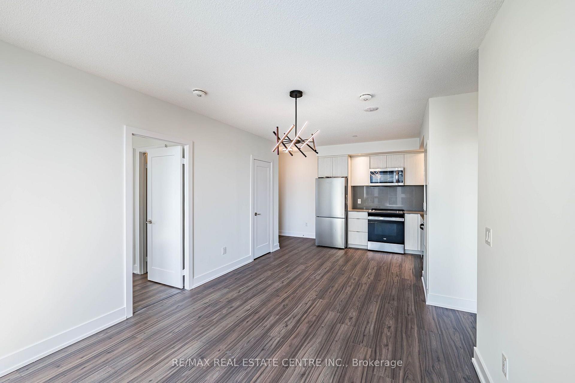 Photo 13 of Unit ph01, 10 Eva Road, Etobicoke, Etobicoke West Mall — HOMEH