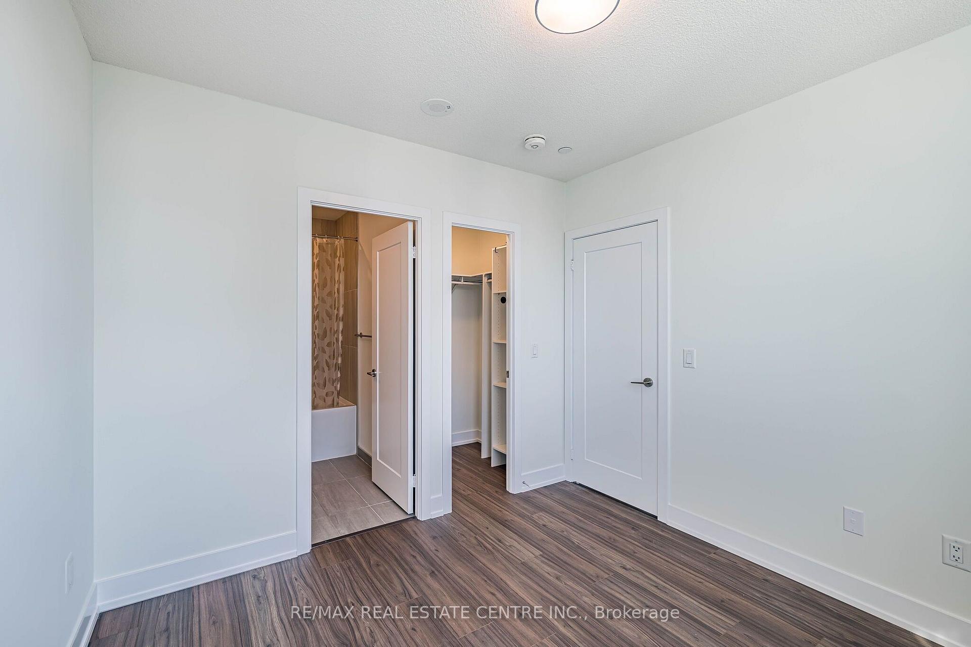 Photo 23 of Unit ph01, 10 Eva Road, Etobicoke, Etobicoke West Mall — HOMEH