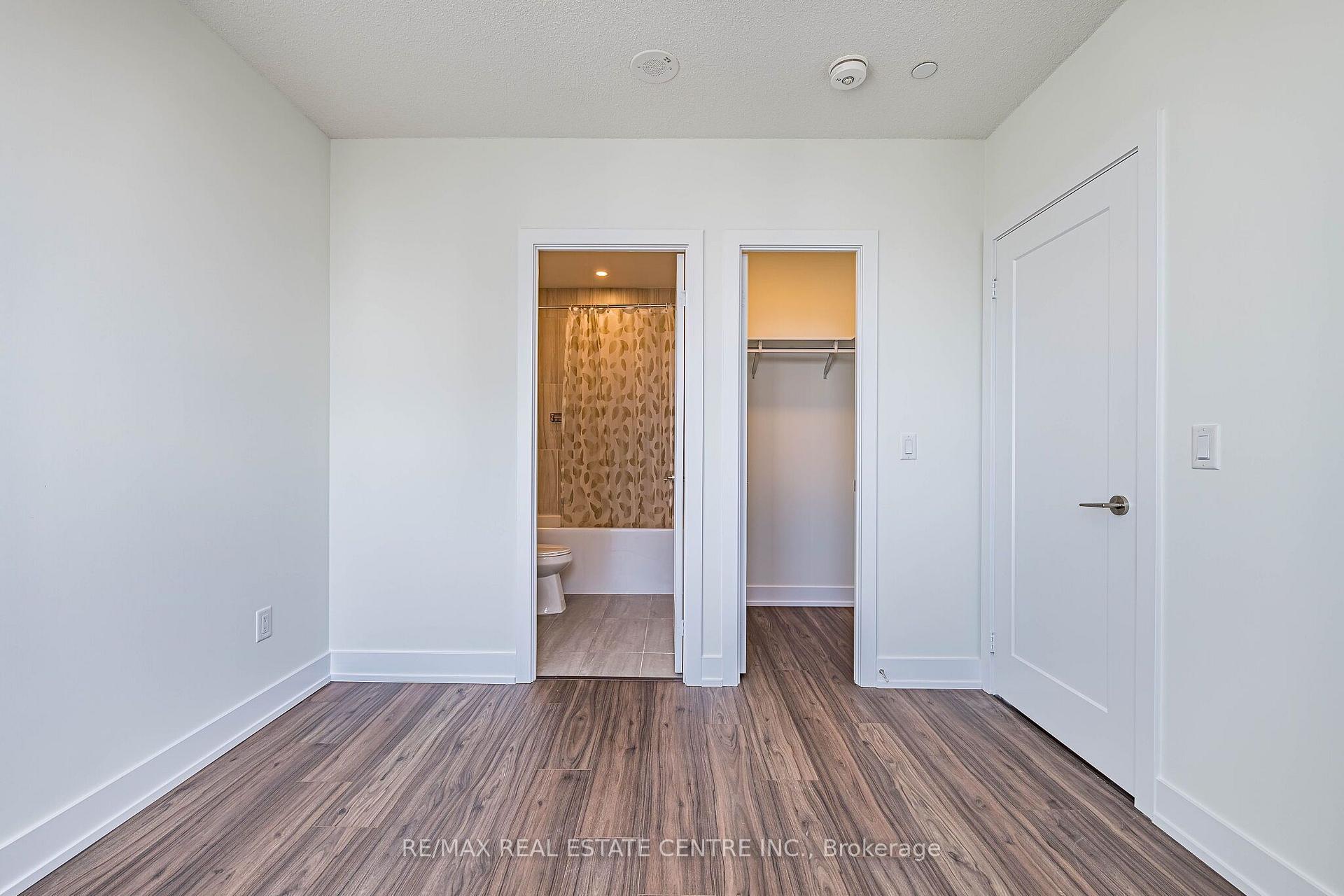 Photo 24 of Unit ph01, 10 Eva Road, Etobicoke, Etobicoke West Mall — HOMEH
