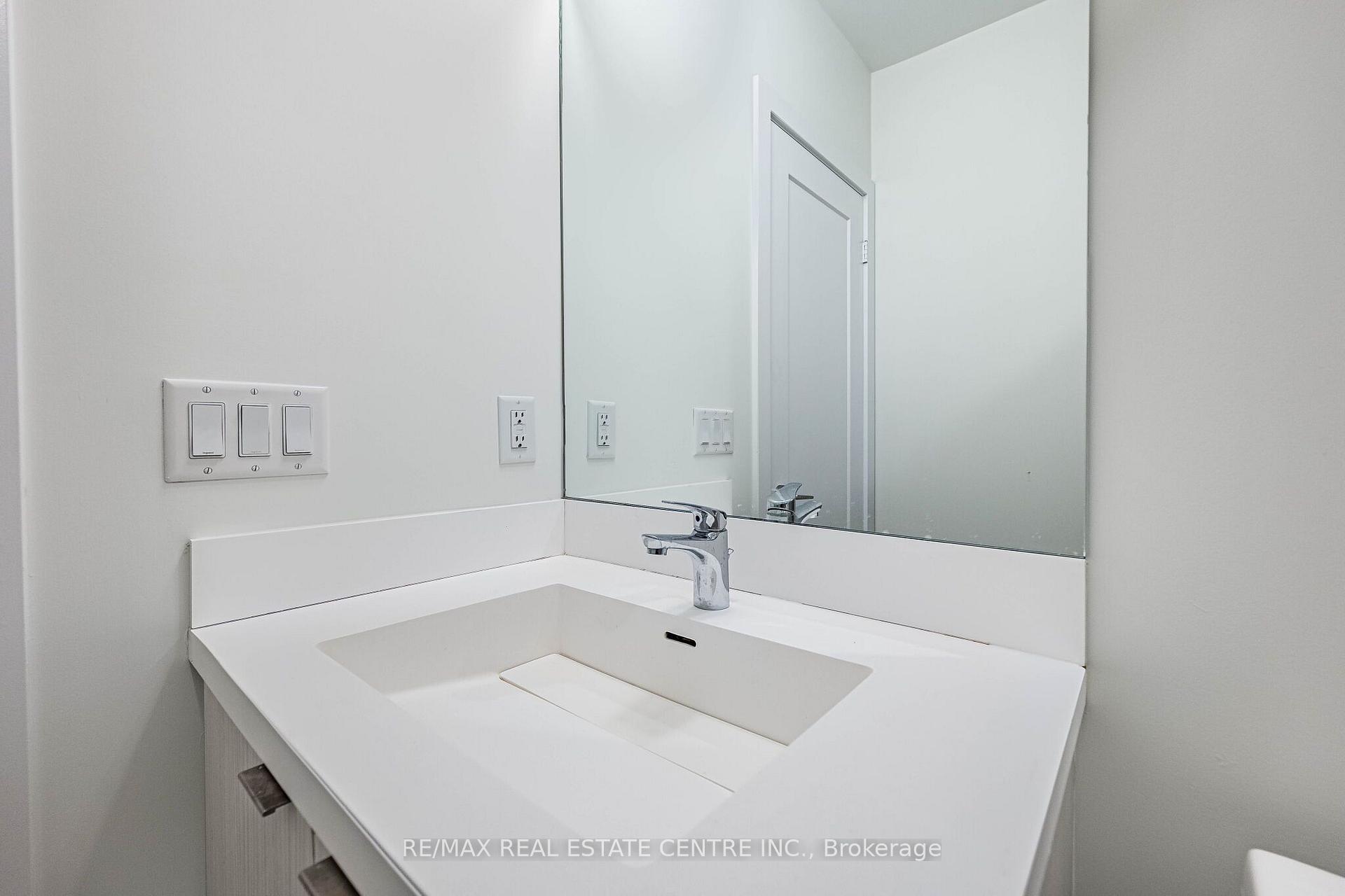 Photo 28 of Unit ph01, 10 Eva Road, Etobicoke, Etobicoke West Mall — HOMEH