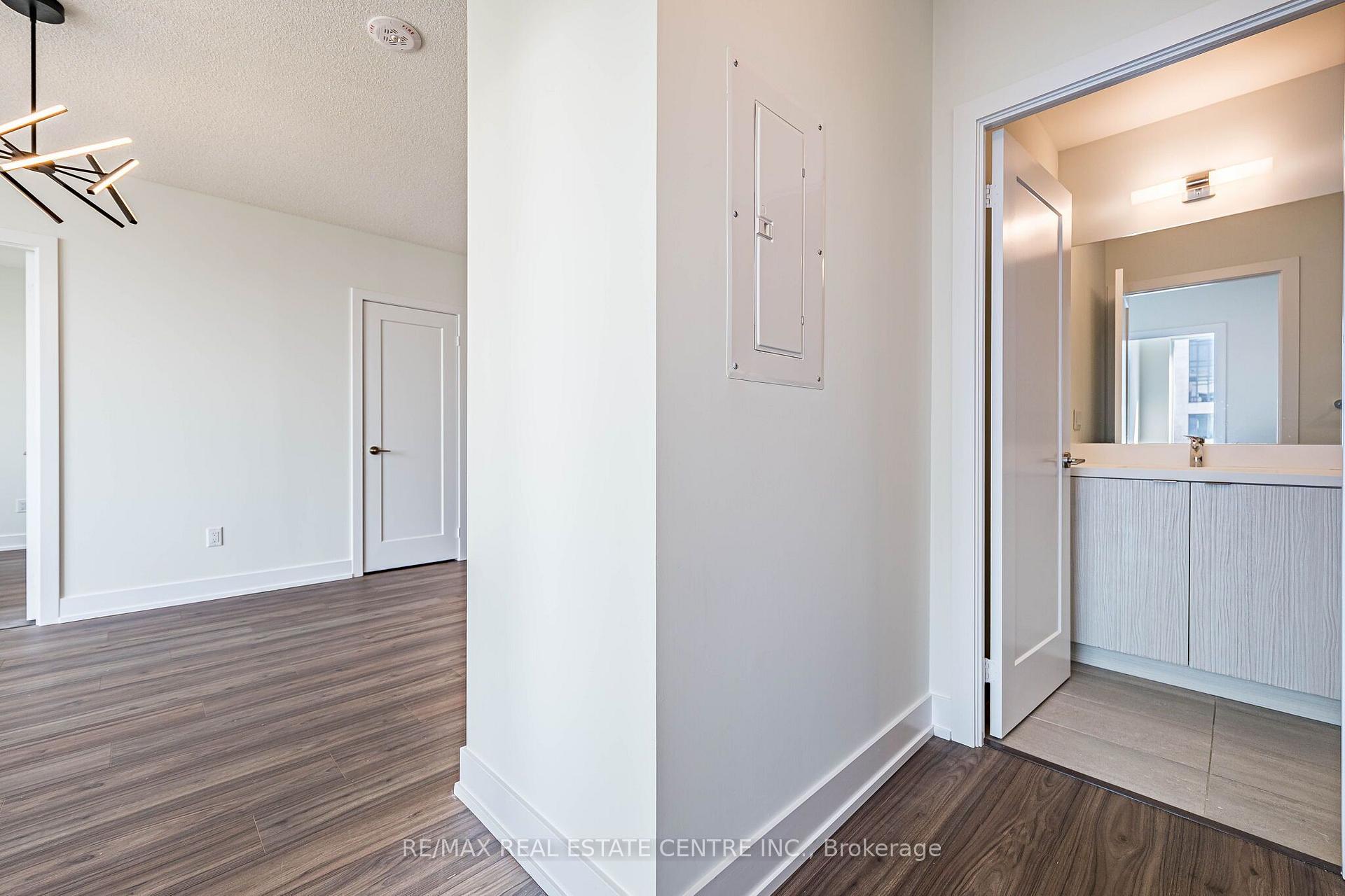 Photo 29 of Unit ph01, 10 Eva Road, Etobicoke, Etobicoke West Mall — HOMEH