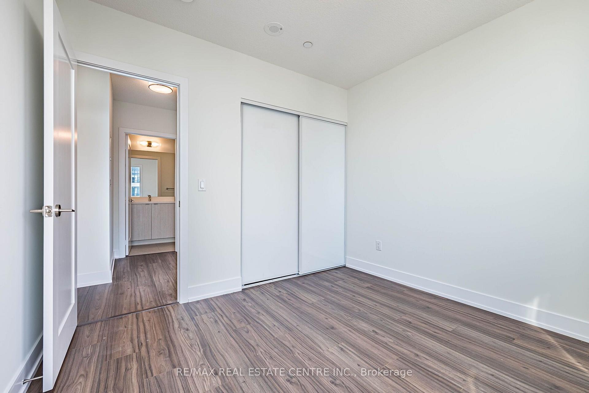Photo 32 of Unit ph01, 10 Eva Road, Etobicoke, Etobicoke West Mall — HOMEH