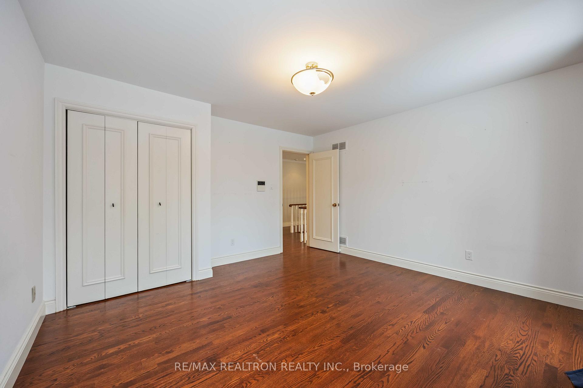 Photo 30 of 12 Donwoods Drive, North York, Bridle Path-Sunnybrook-York Mills — HOMEH