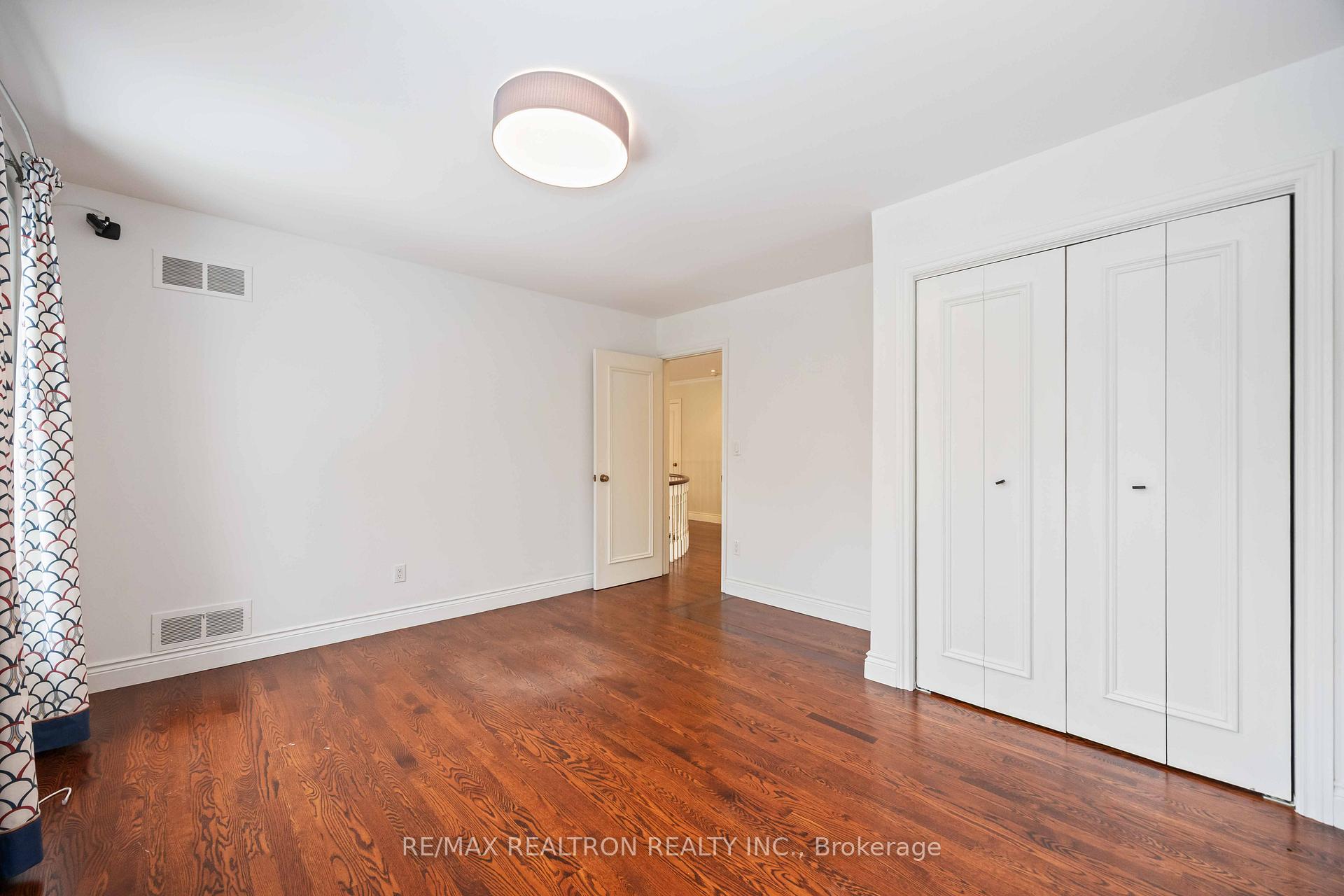 Photo 34 of 12 Donwoods Drive, North York, Bridle Path-Sunnybrook-York Mills — HOMEH