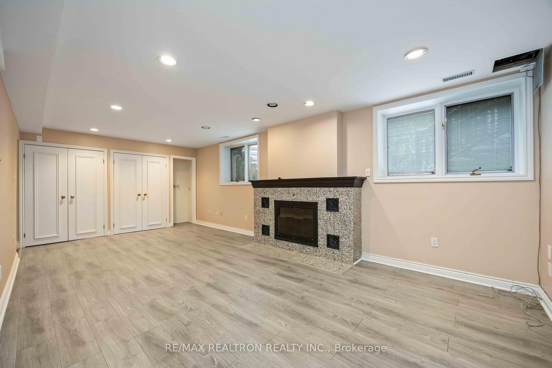Photo 36 of 12 Donwoods Drive, North York, Bridle Path-Sunnybrook-York Mills — HOMEH