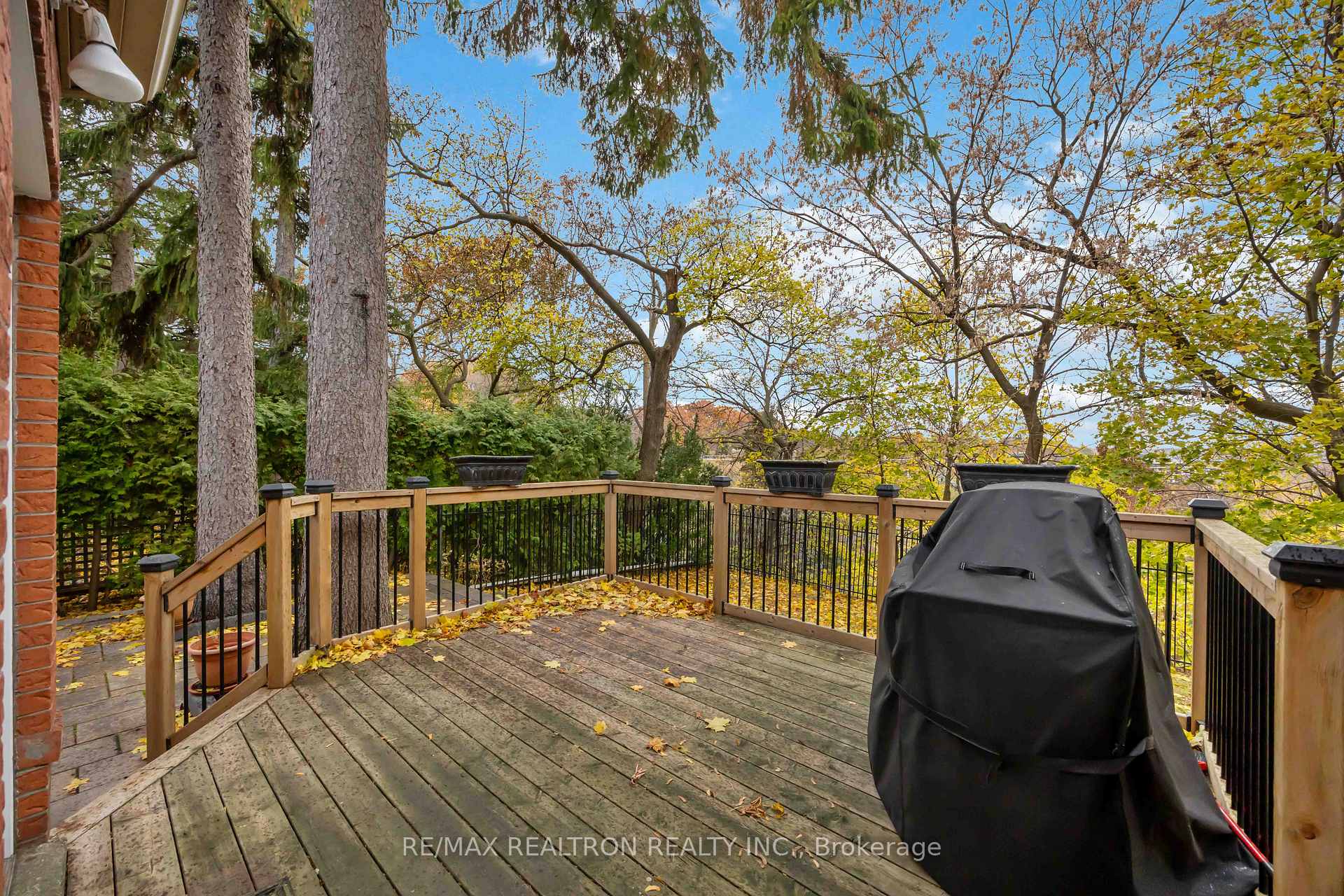 Photo 41 of 12 Donwoods Drive, North York, Bridle Path-Sunnybrook-York Mills — HOMEH