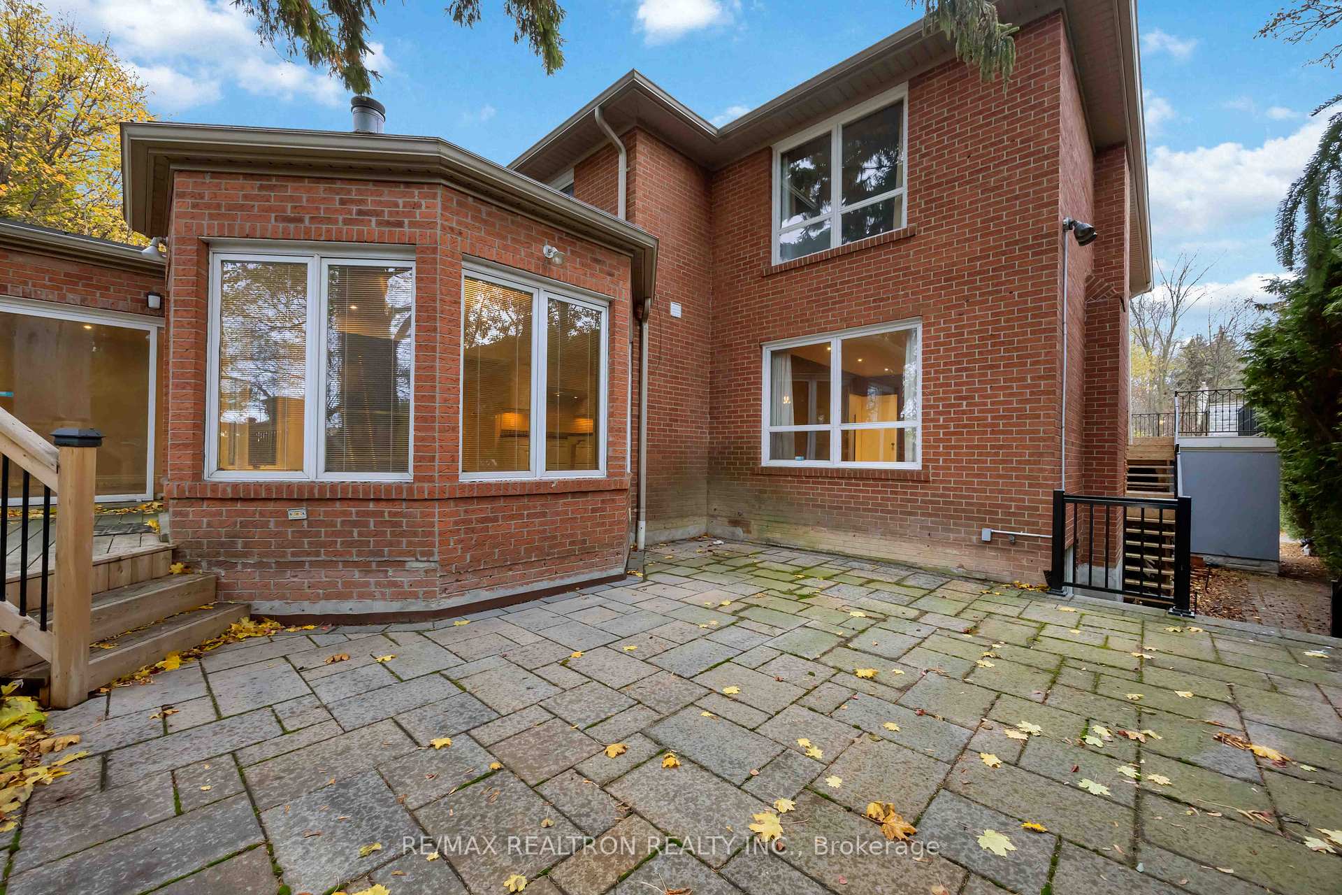 Photo 42 of 12 Donwoods Drive, North York, Bridle Path-Sunnybrook-York Mills — HOMEH