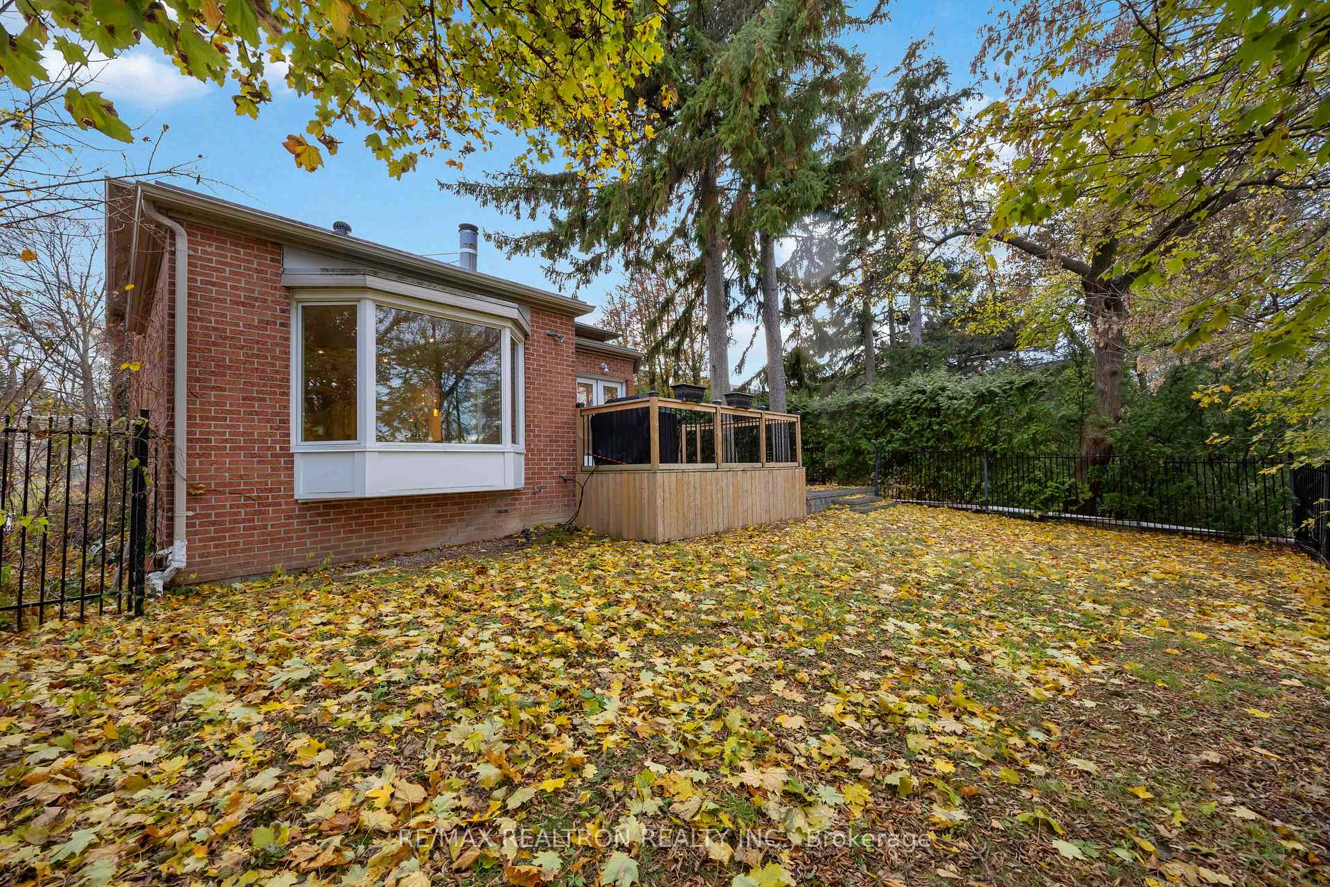 Photo 44 of 12 Donwoods Drive, North York, Bridle Path-Sunnybrook-York Mills — HOMEH