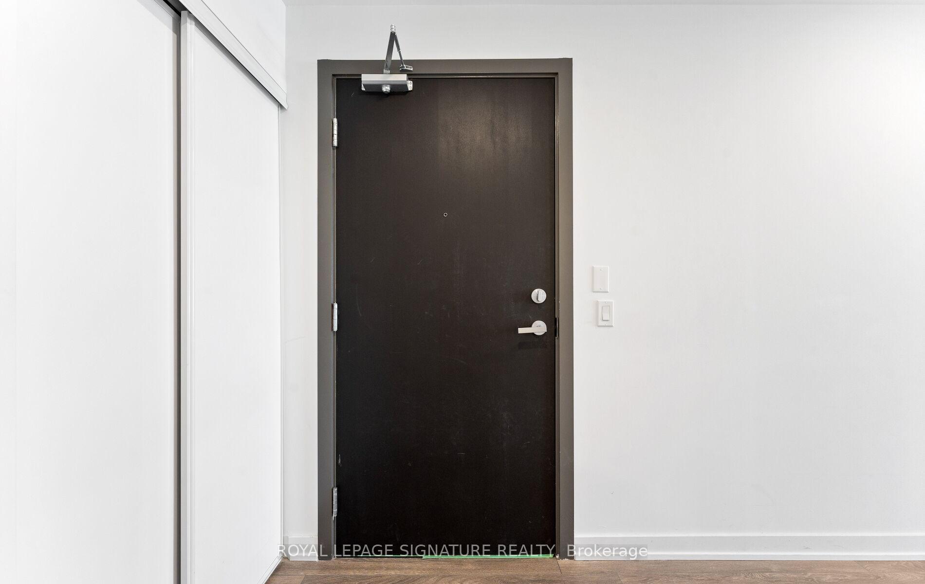 Photo 13 of Unit 408, 1 Cardiff Road, Toronto, Mount Pleasant East — HOMEH