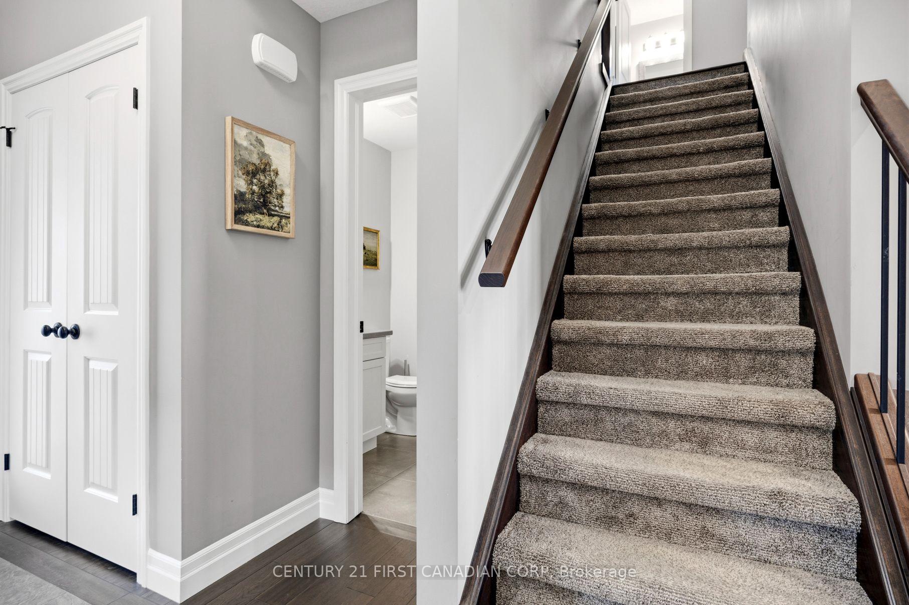 Photo 5 of 182 Gilmour Drive, Lucan Biddulph, Lucan — HOMEH