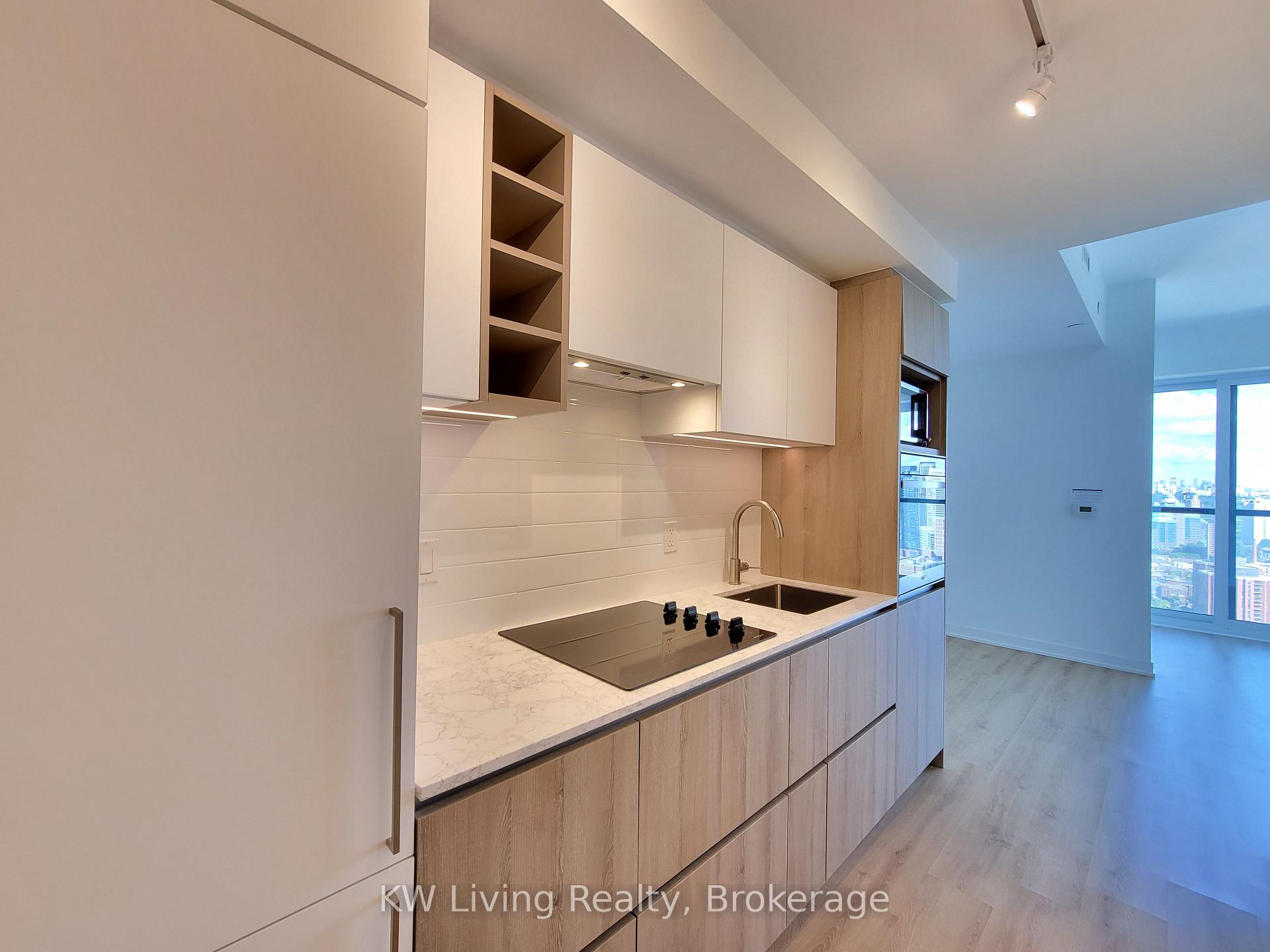 Front of Unit 4509, 319 Jarvis Street