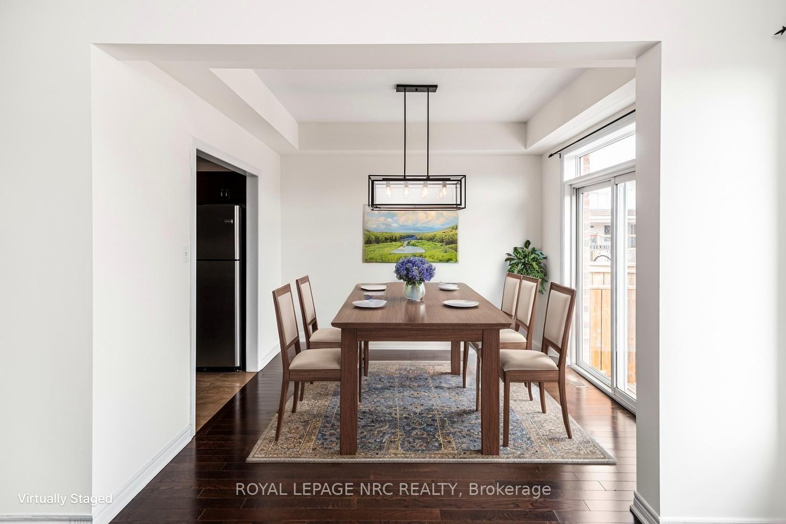 Photo 11 of Unit 22, 45 Seabreeze Crescent, Hamilton, Stoney Creek — HOMEH