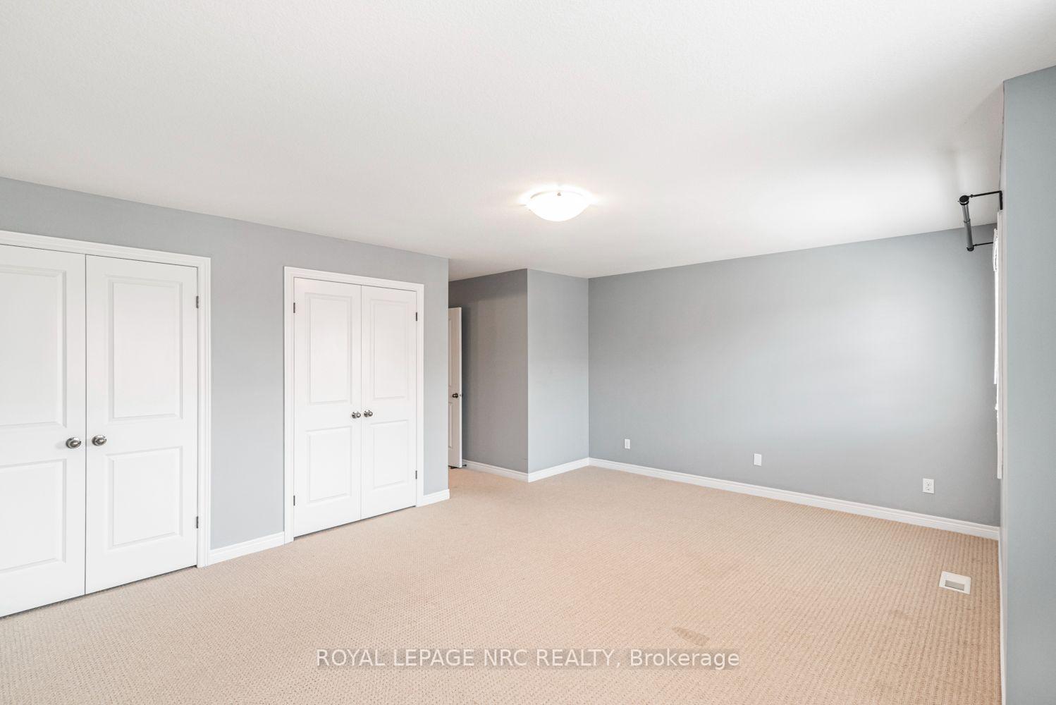 Photo 17 of Unit 22, 45 Seabreeze Crescent, Hamilton, Stoney Creek — HOMEH