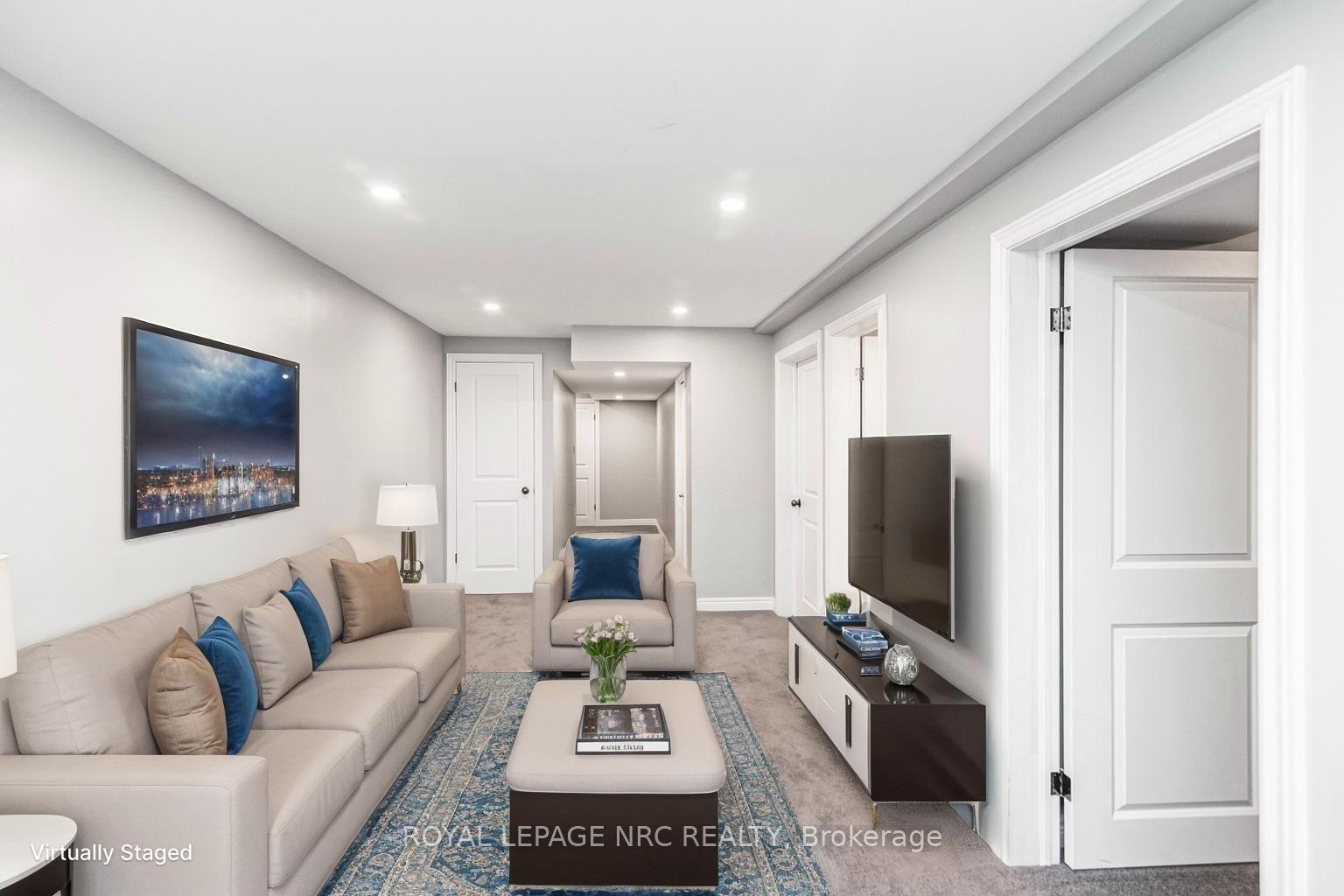 Photo 24 of Unit 22, 45 Seabreeze Crescent, Hamilton, Stoney Creek — HOMEH