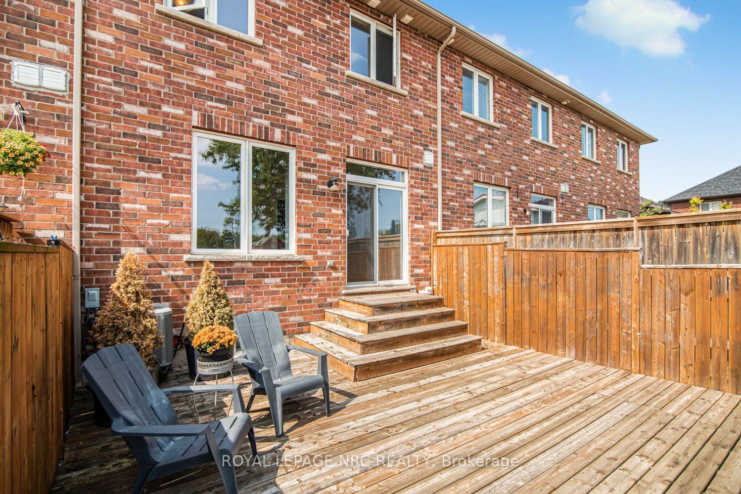 Photo 29 of Unit 22, 45 Seabreeze Crescent, Hamilton, Stoney Creek — HOMEH