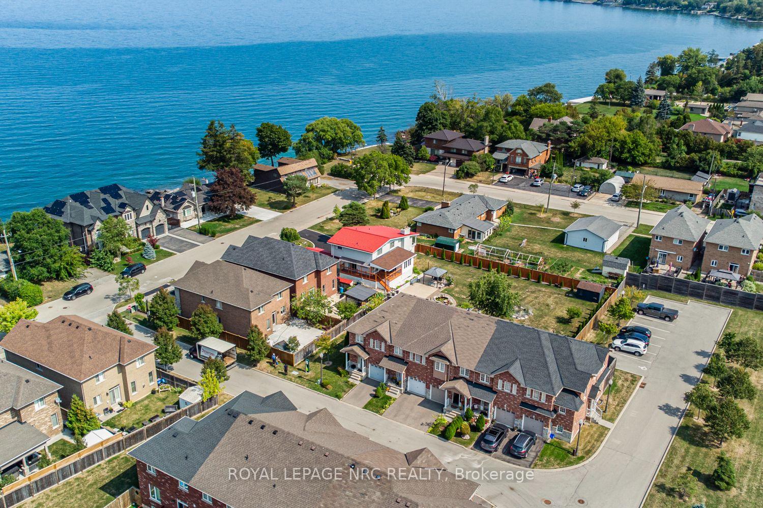 Photo 33 of Unit 22, 45 Seabreeze Crescent, Hamilton, Stoney Creek — HOMEH