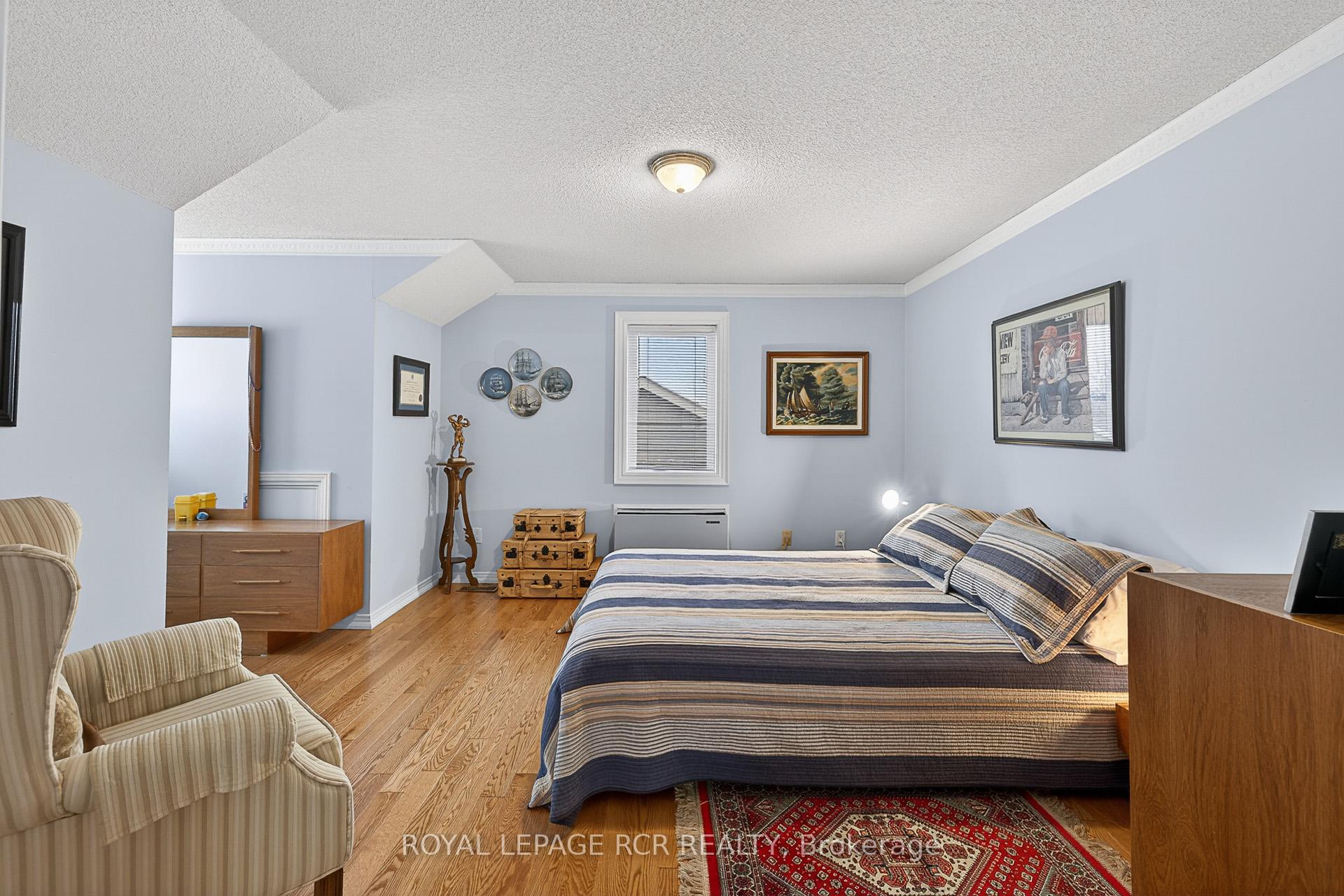 Photo 23 of 27 Kennett Drive, Whitby, Lynde Creek — HOMEH
