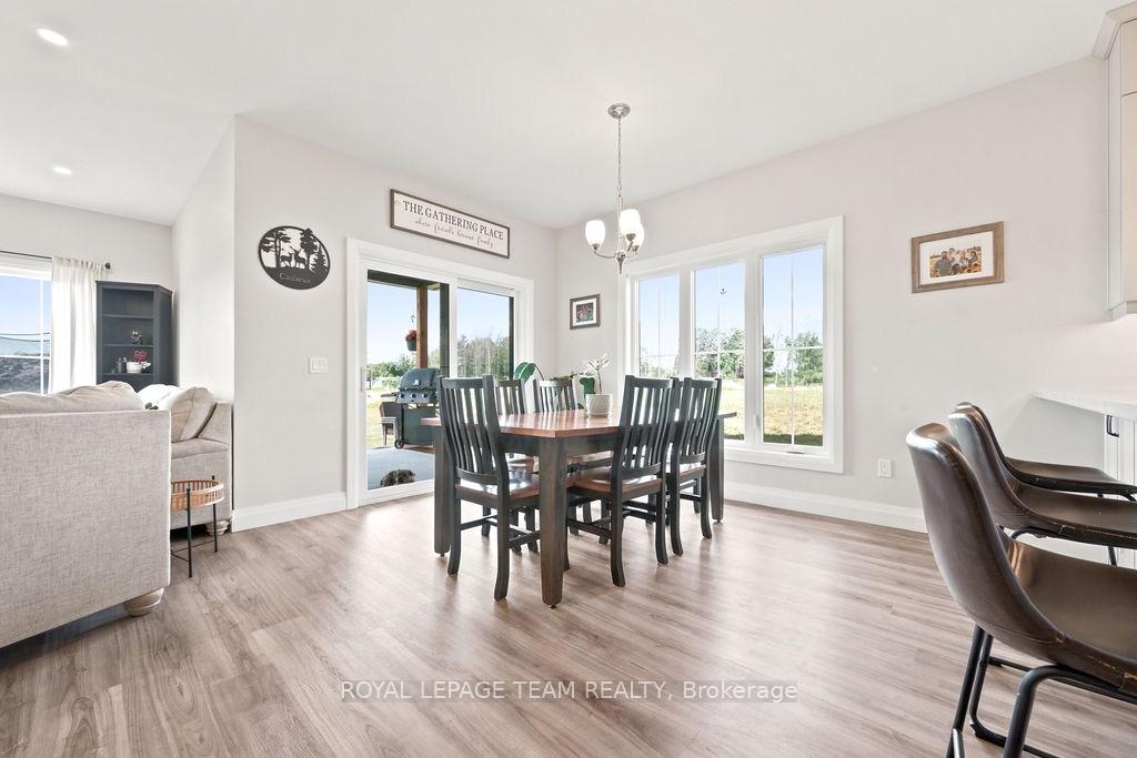 Photo 14 of 12 Bamagillia Street E, Whitewater Region, Cobden — HOMEH