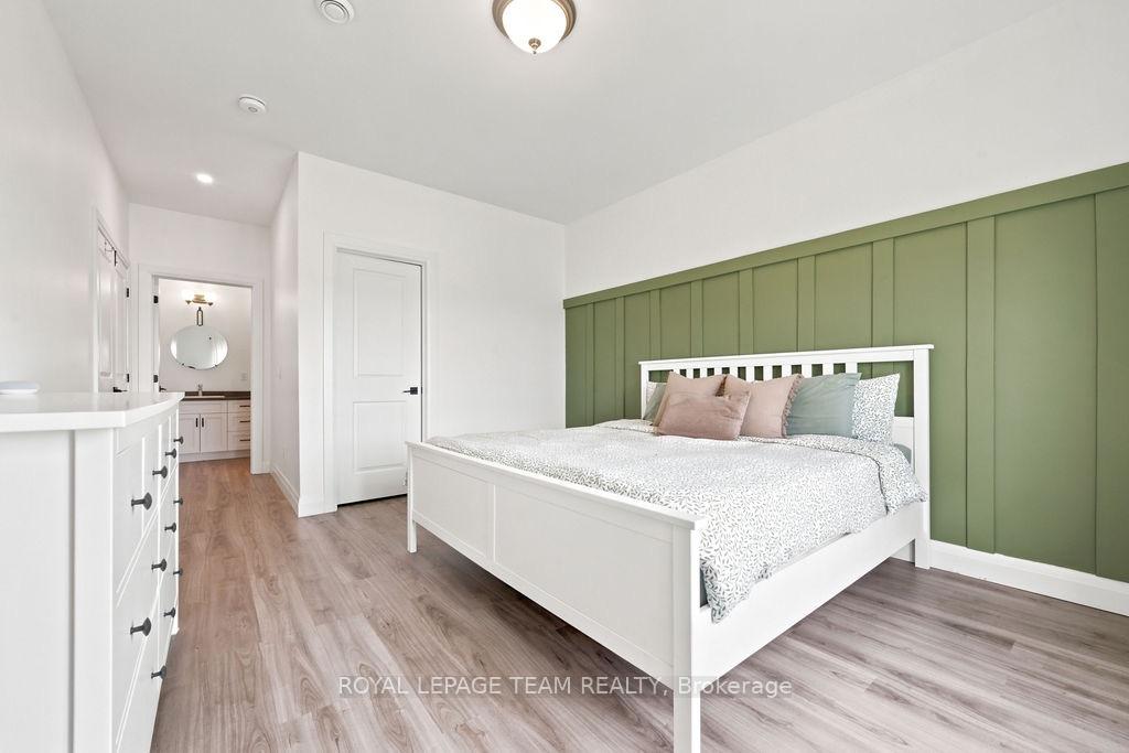 Photo 25 of 12 Bamagillia Street E, Whitewater Region, Cobden — HOMEH