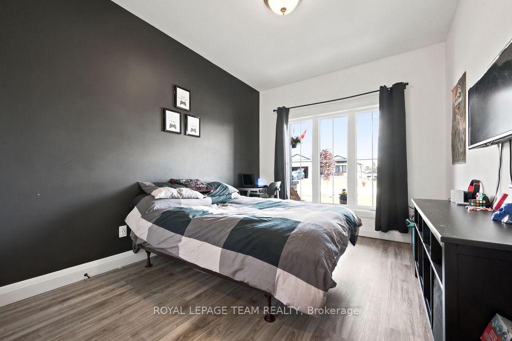 Photo 34 of 12 Bamagillia Street E, Whitewater Region, Cobden — HOMEH