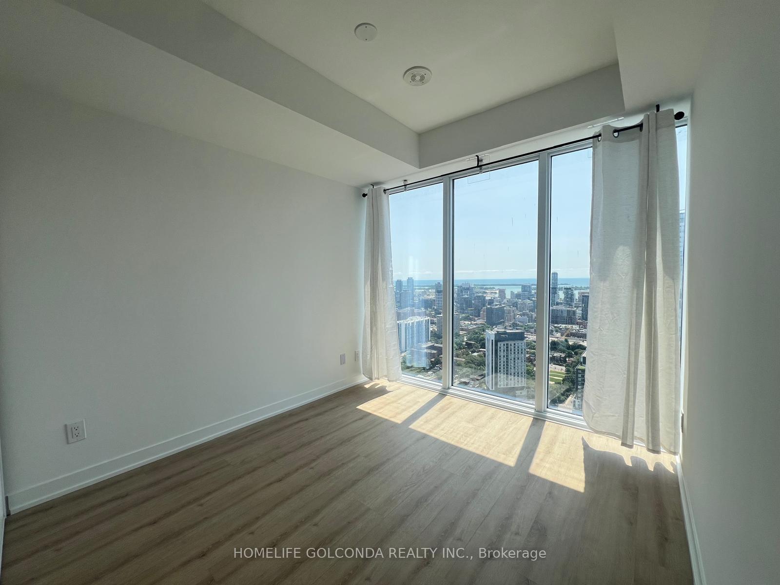 Photo 5 of Unit 3216, 319 Jarvis Street, Toronto, Moss Park — HOMEH