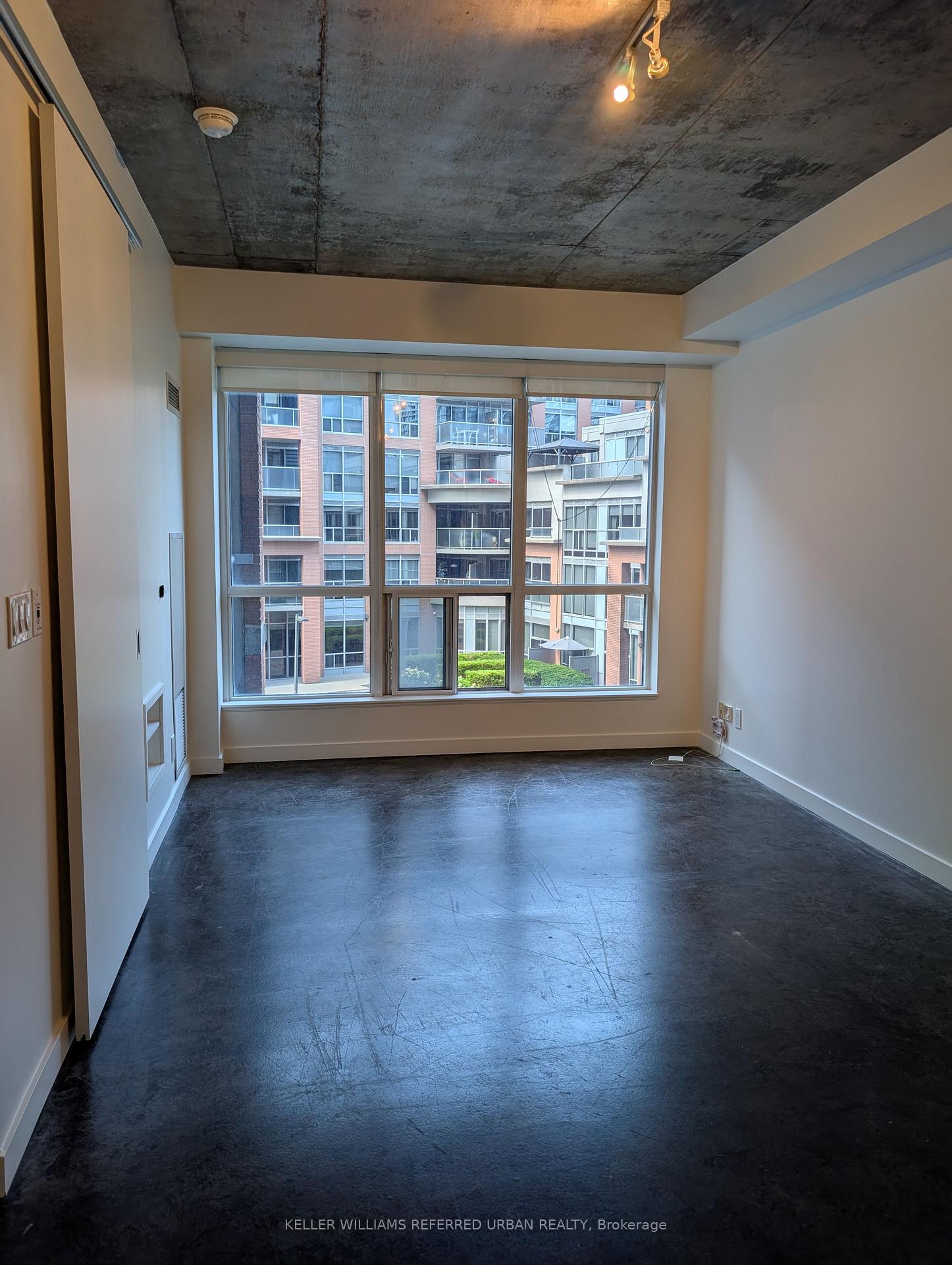Photo 7 of Unit 303, 1 Shaw Street, Toronto, Niagara — HOMEH