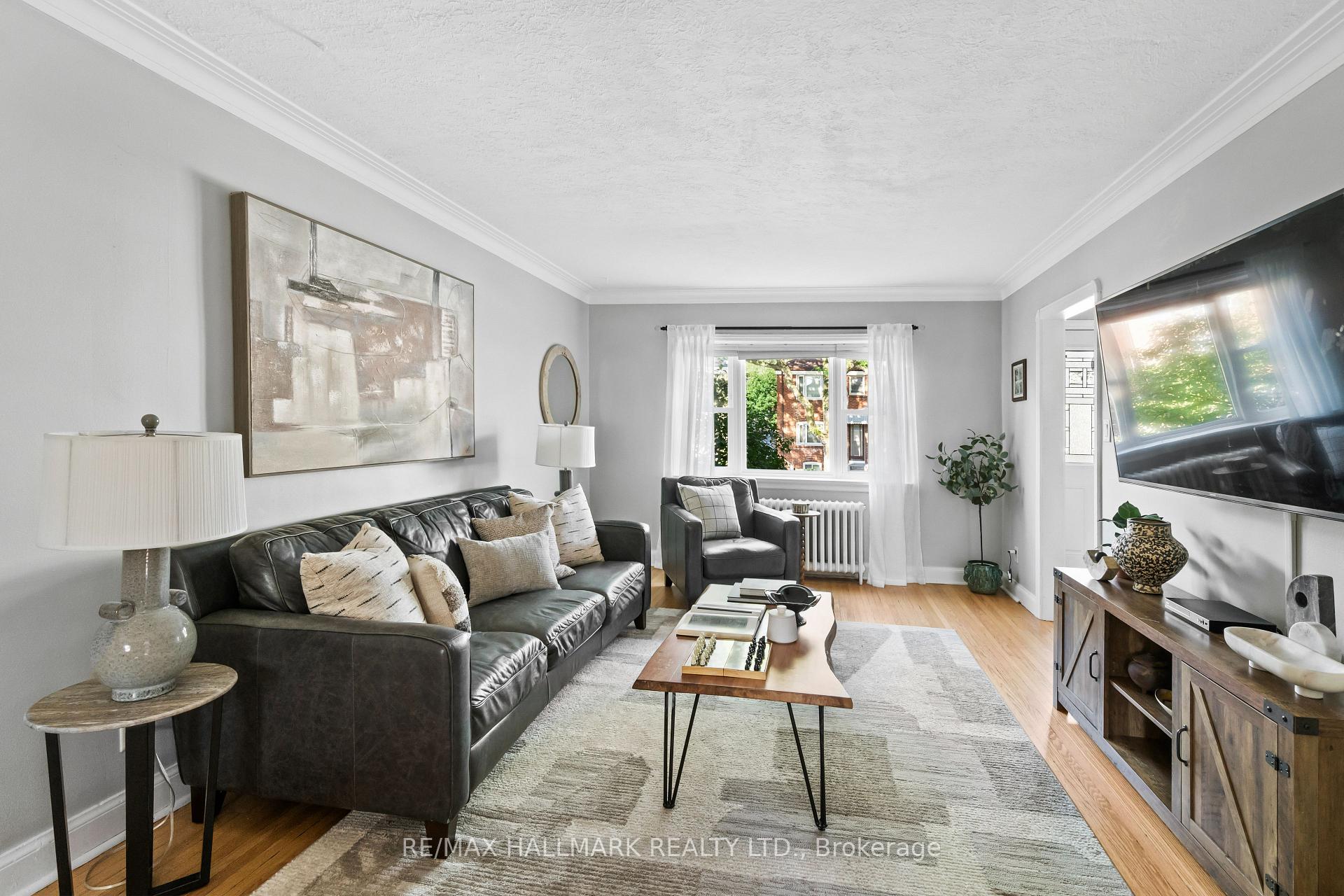 Photo 4 of 100 Atlee Avenue, Scarborough, Birchcliffe-Cliffside — HOMEH