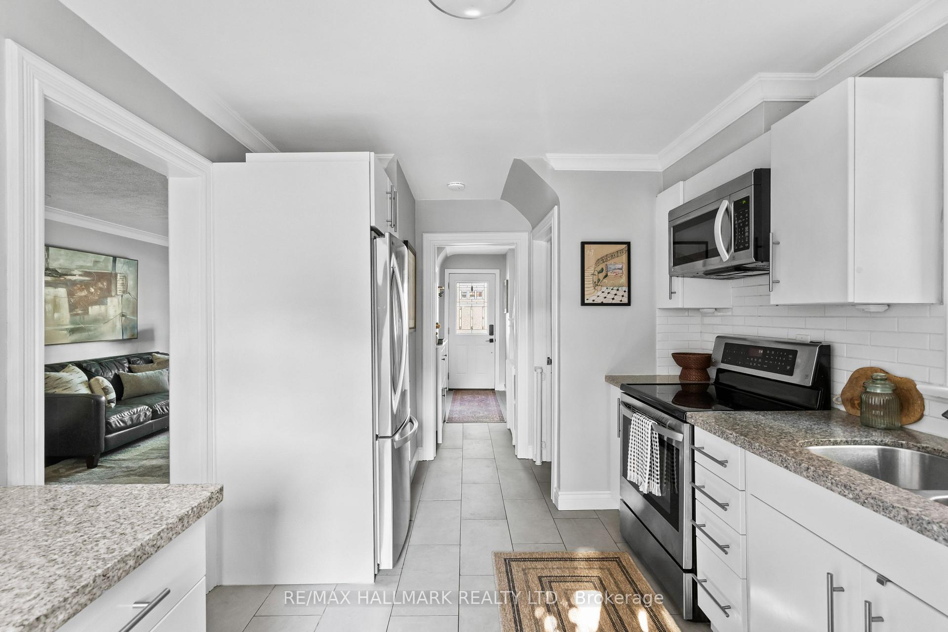 Photo 8 of 100 Atlee Avenue, Scarborough, Birchcliffe-Cliffside — HOMEH