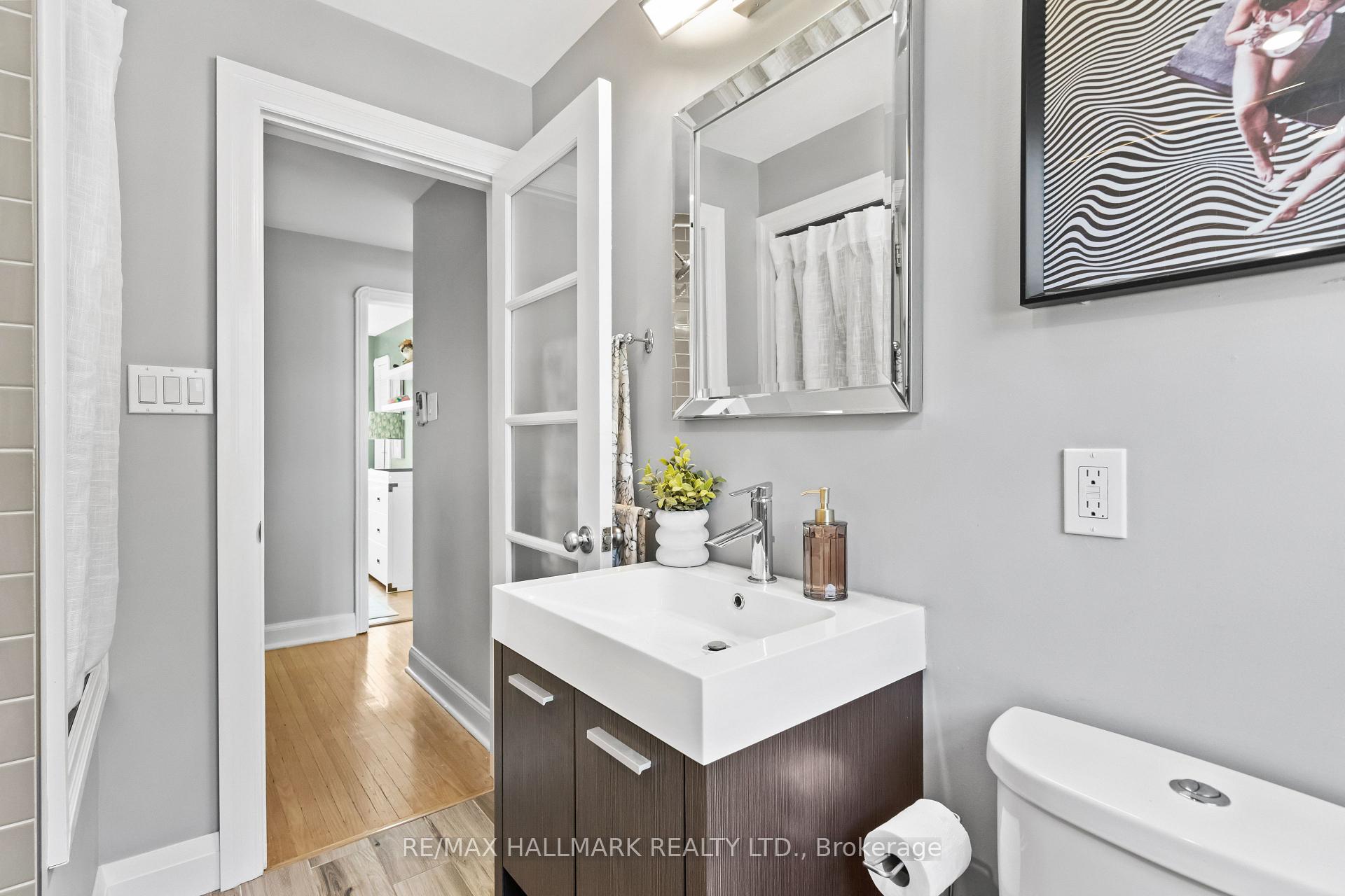 Photo 14 of 100 Atlee Avenue, Scarborough, Birchcliffe-Cliffside — HOMEH
