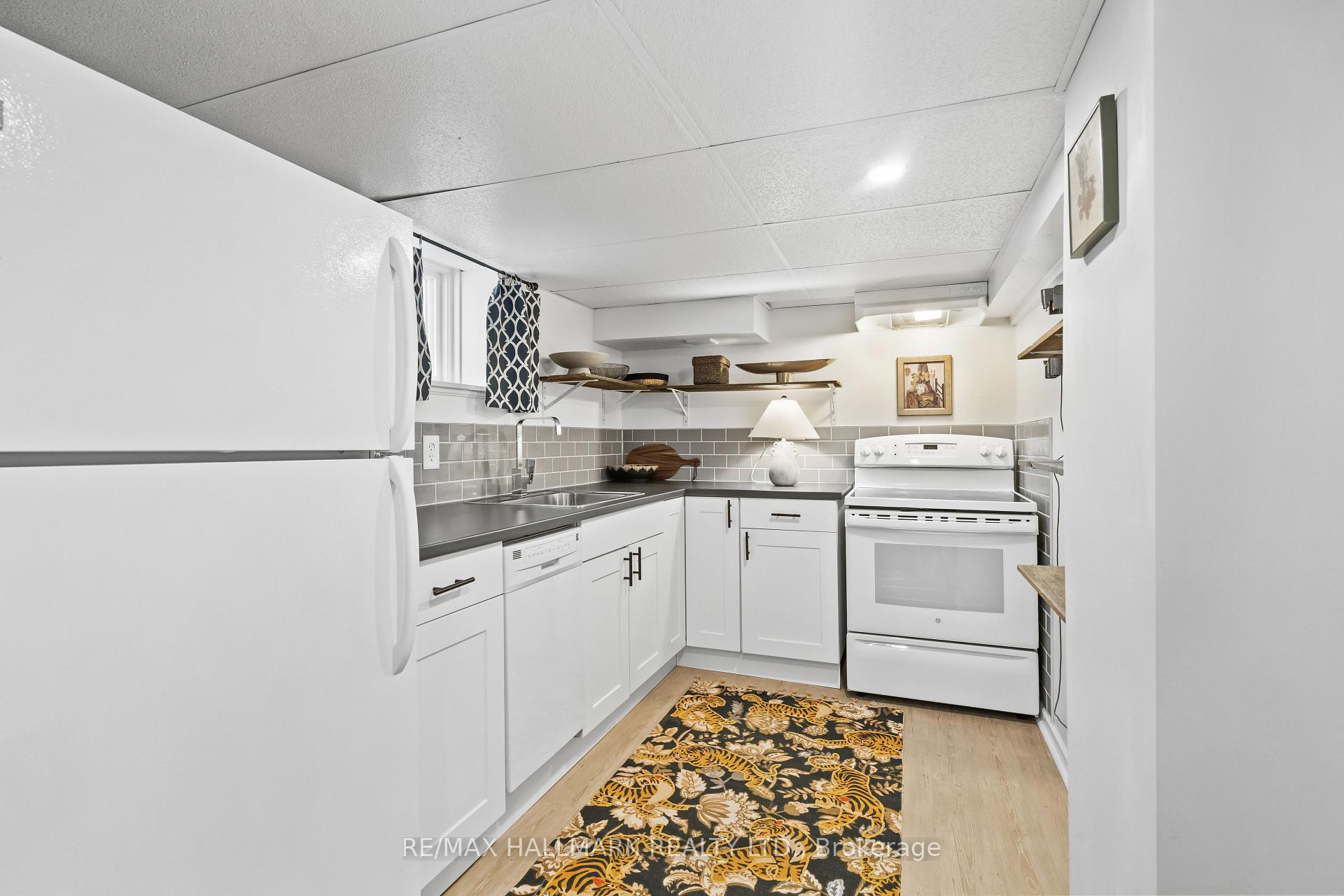 Photo 24 of 100 Atlee Avenue, Scarborough, Birchcliffe-Cliffside — HOMEH