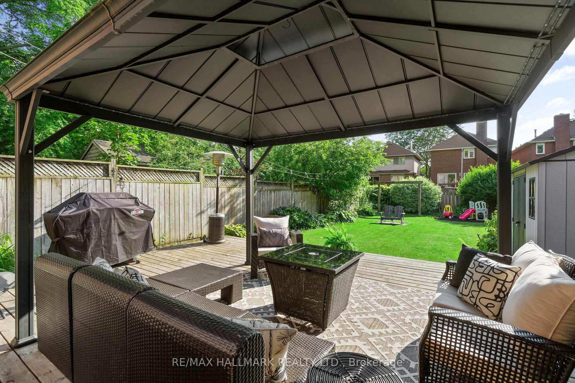 Photo 30 of 100 Atlee Avenue, Scarborough, Birchcliffe-Cliffside — HOMEH