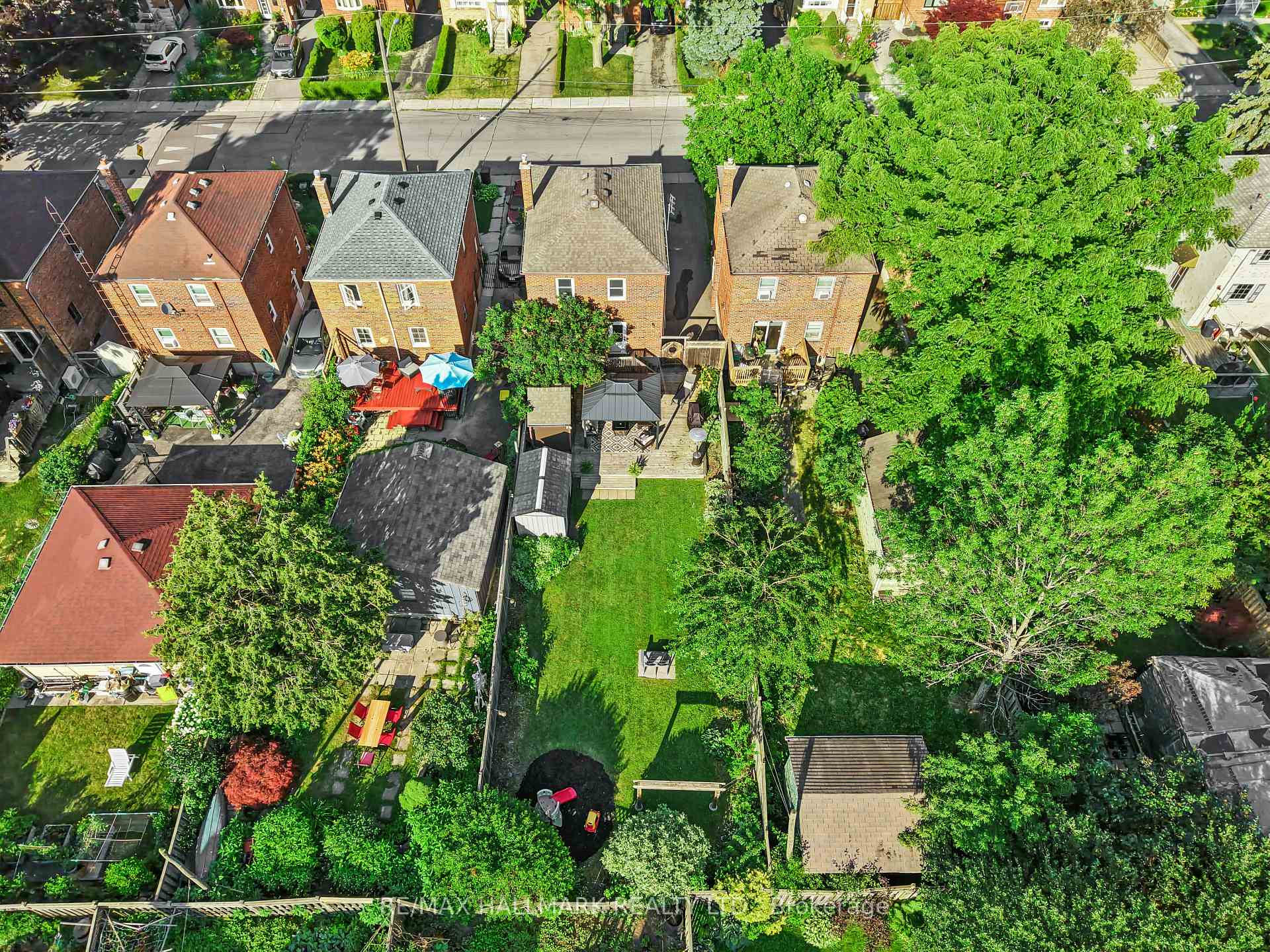Photo 36 of 100 Atlee Avenue, Scarborough, Birchcliffe-Cliffside — HOMEH