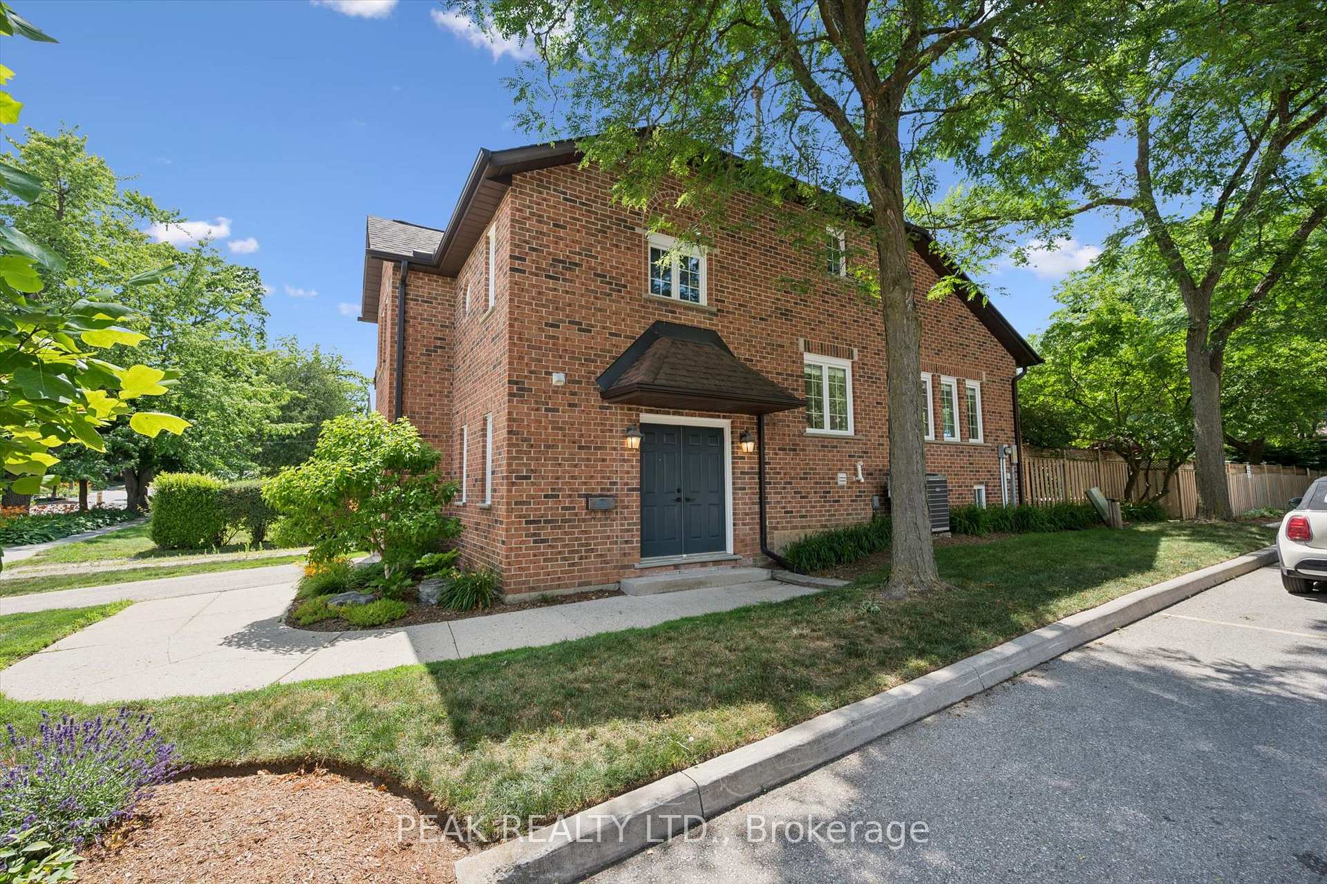 Photo 1 of Unit 1, 64 Allen Street W, Waterloo, Uptown Waterloo/North Ward — HOMEH