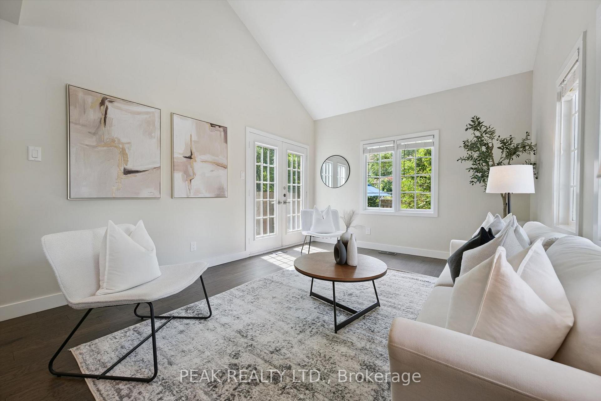 Photo 13 of Unit 1, 64 Allen Street W, Waterloo, Uptown Waterloo/North Ward — HOMEH