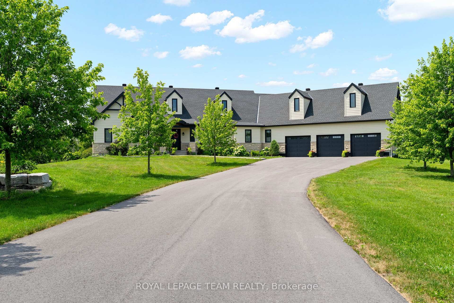 Photo 3 of 145 Barrdon Road, Ottawa, Huntley Ward (South East) — HOMEH
