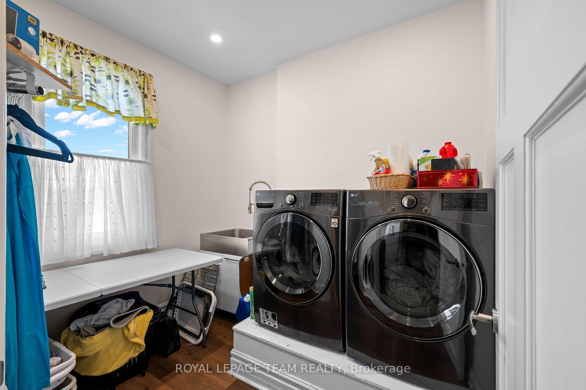 Photo 24 of 145 Barrdon Road, Ottawa, Huntley Ward (South East) — HOMEH