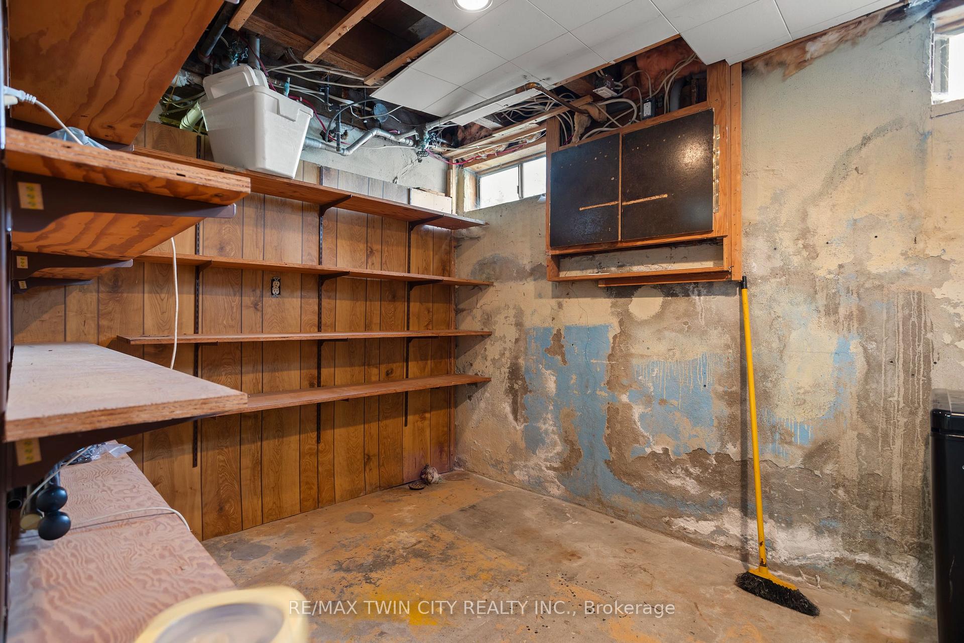Photo 34 of 1099 Union Street, Kitchener, Northward — HOMEH