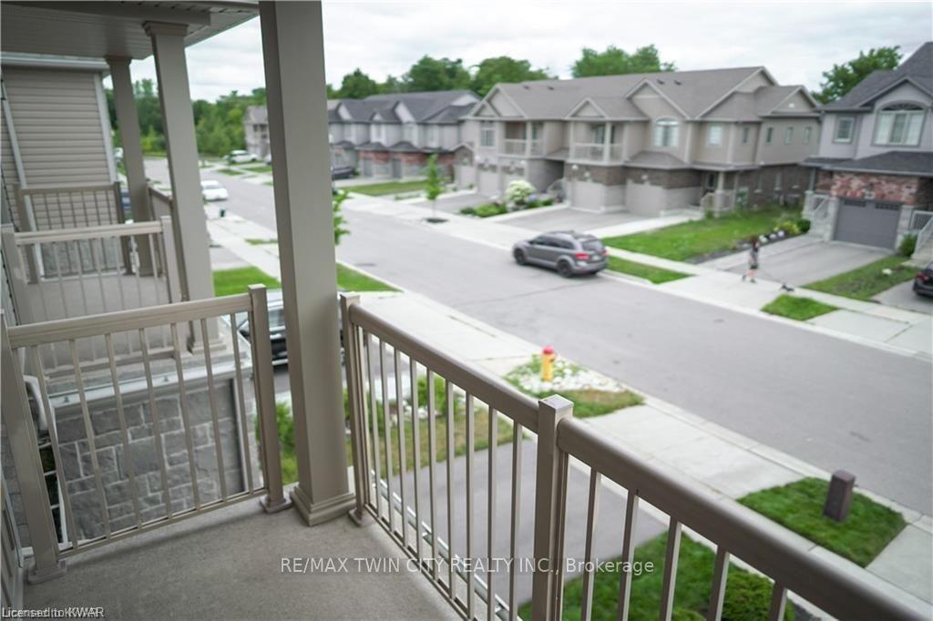 Photo 22 of 76 Meadowridge Street, Kitchener, Doon South — HOMEH