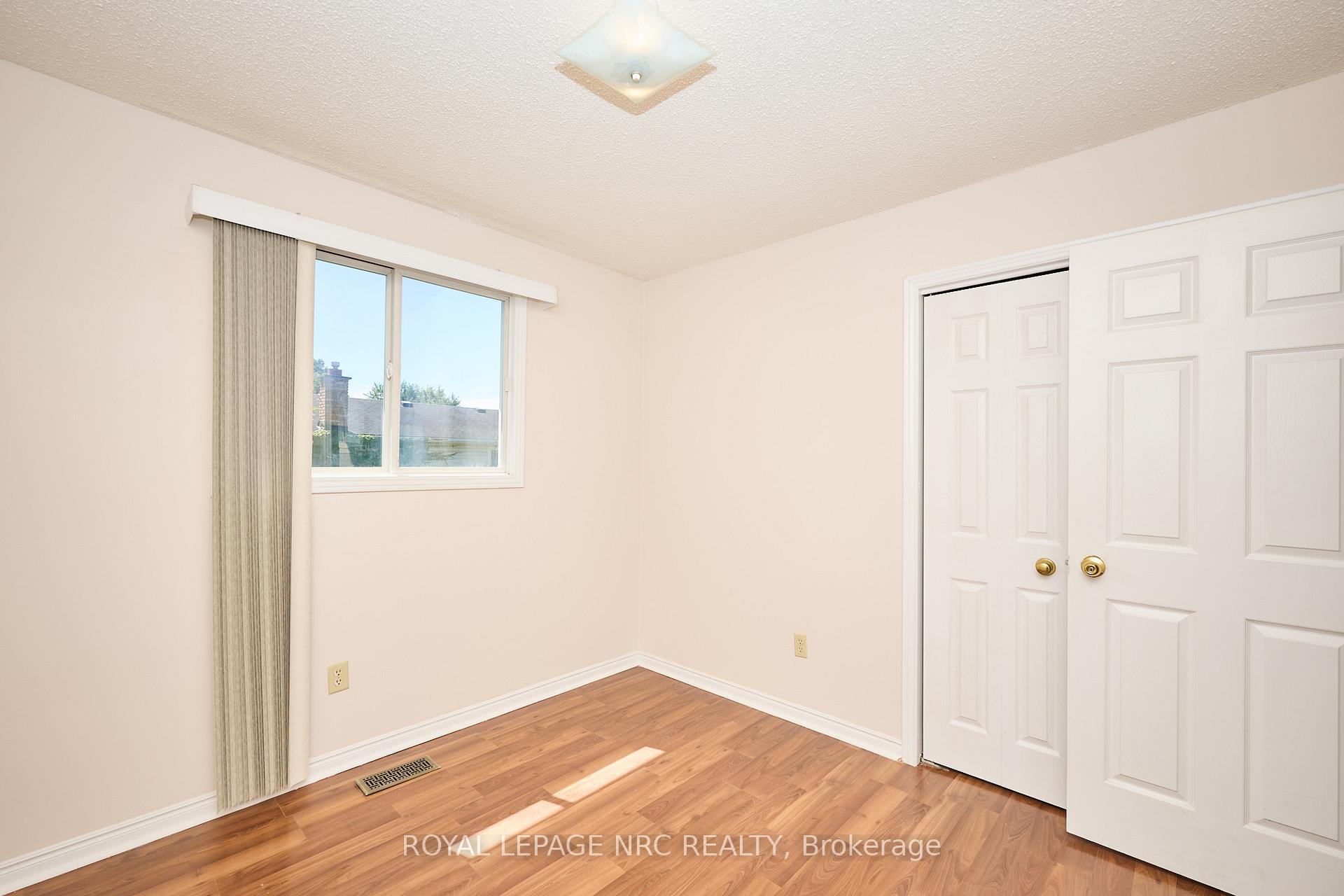Photo 14 of 6090 Crimson Drive, Niagara Falls, Oldfield — HOMEH